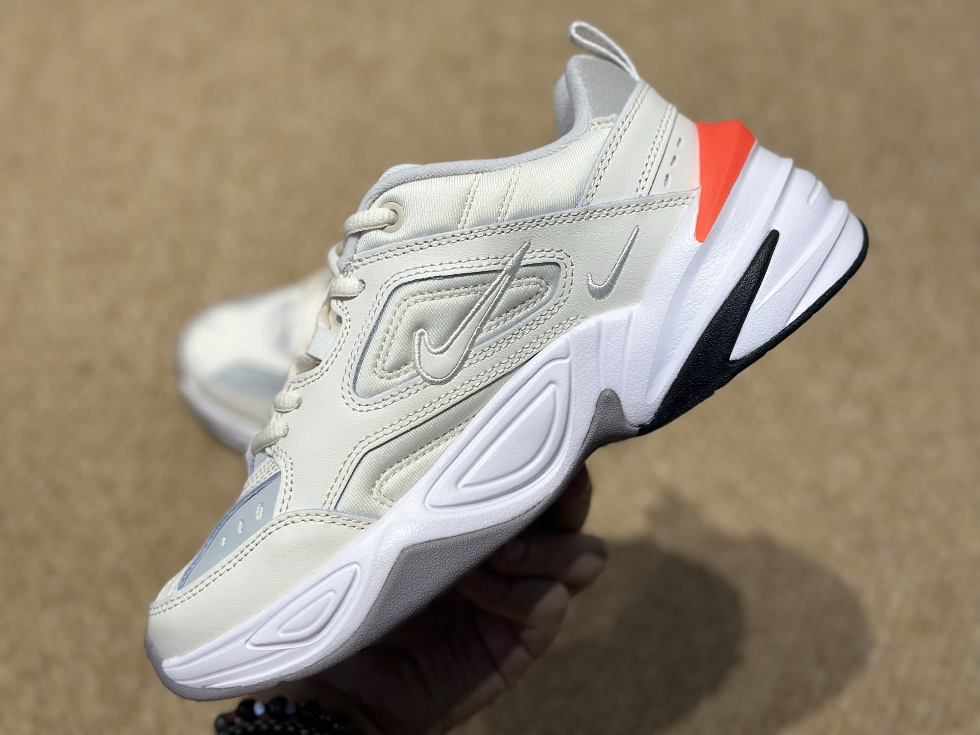200 耐克 Nike M2K Tekno 系列低帮复古潮流百搭旅游老爹休闲运动鞋 “米白橙” AO3108-101
