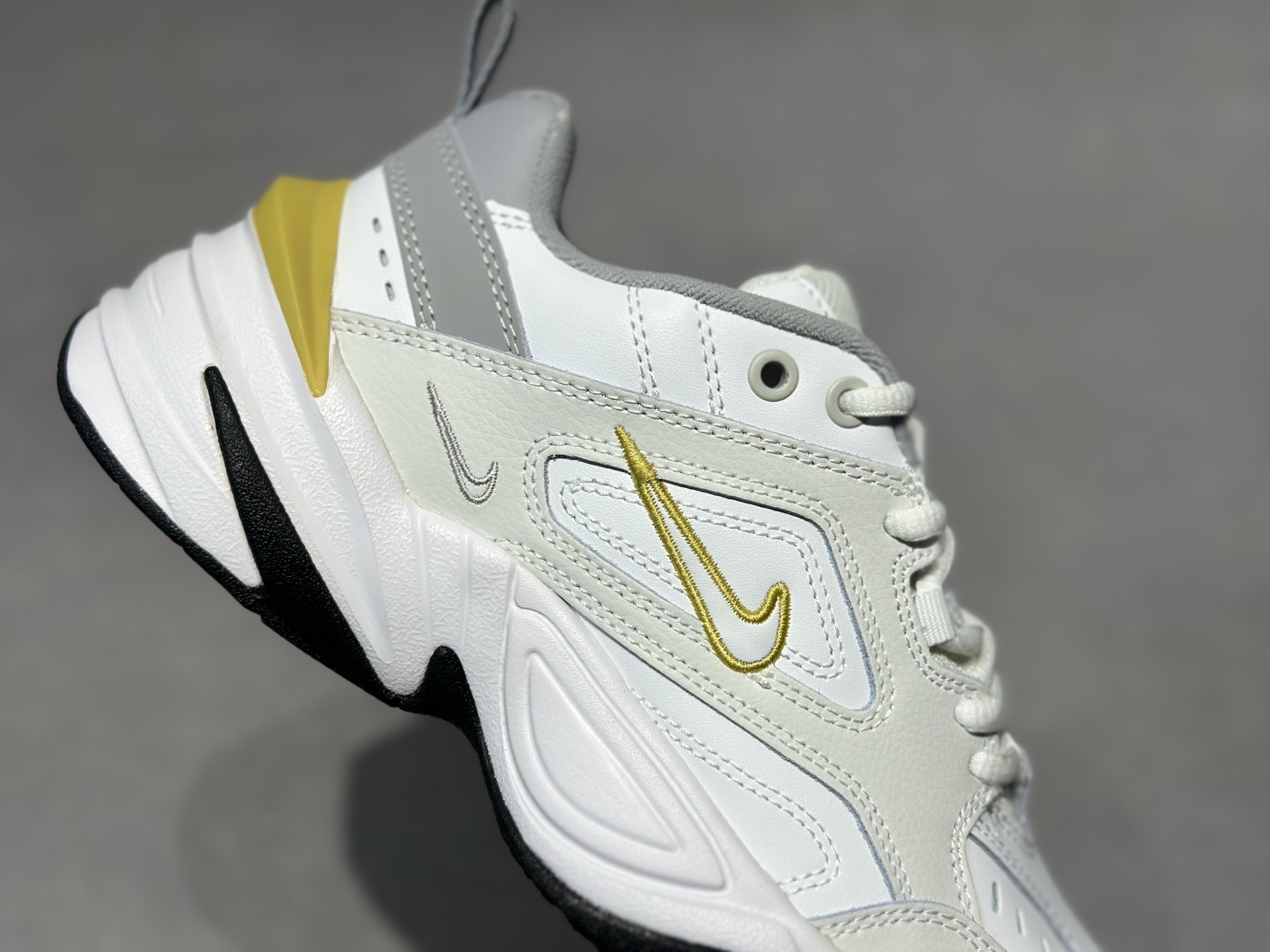 200 Nike M2K Tekno 白灰黄撞色