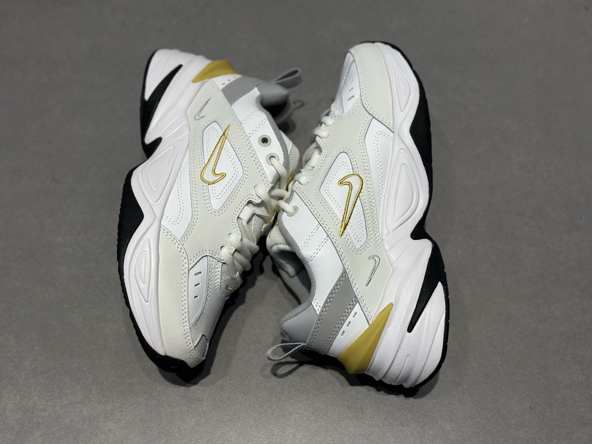 200 Nike M2K Tekno 白灰黄撞色