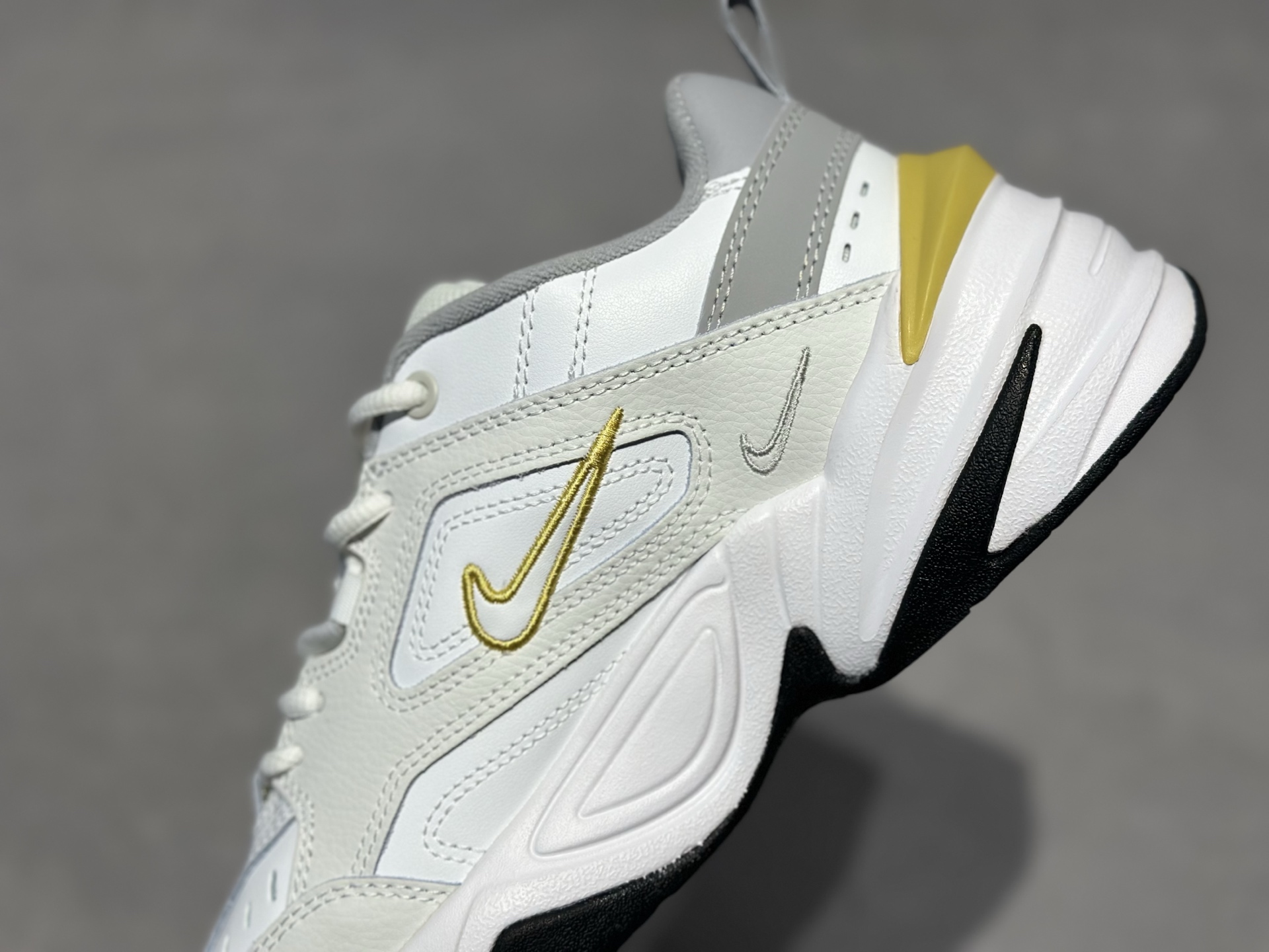 200 Nike M2K Tekno 白灰黄撞色