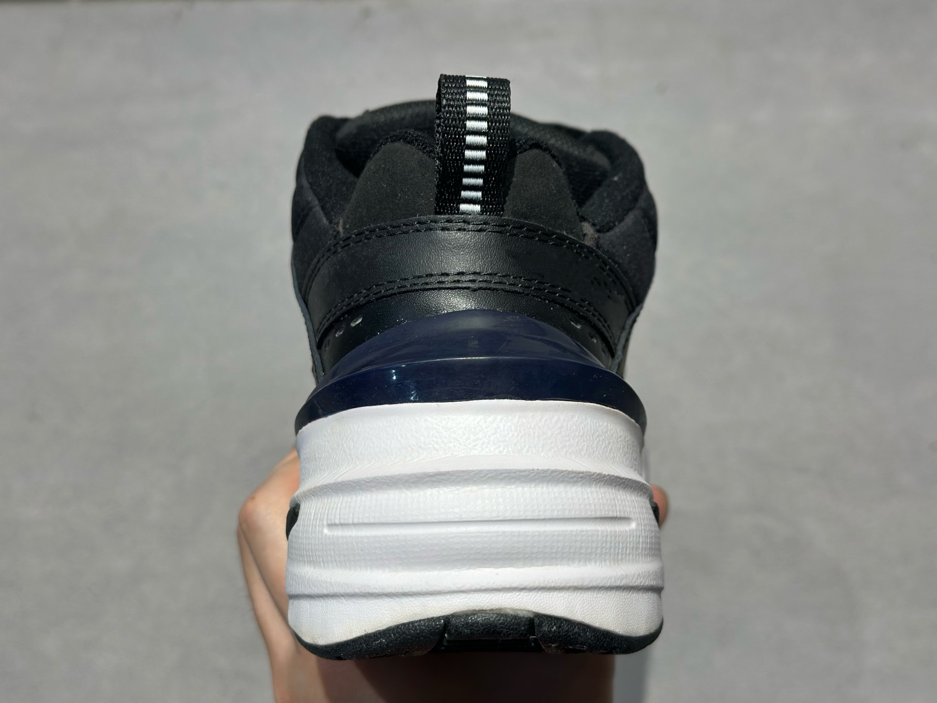 200 黑白藏蓝撞色也太酷了吧 Nike M2K Tekno 复古老爹鞋 增高显瘦还百搭