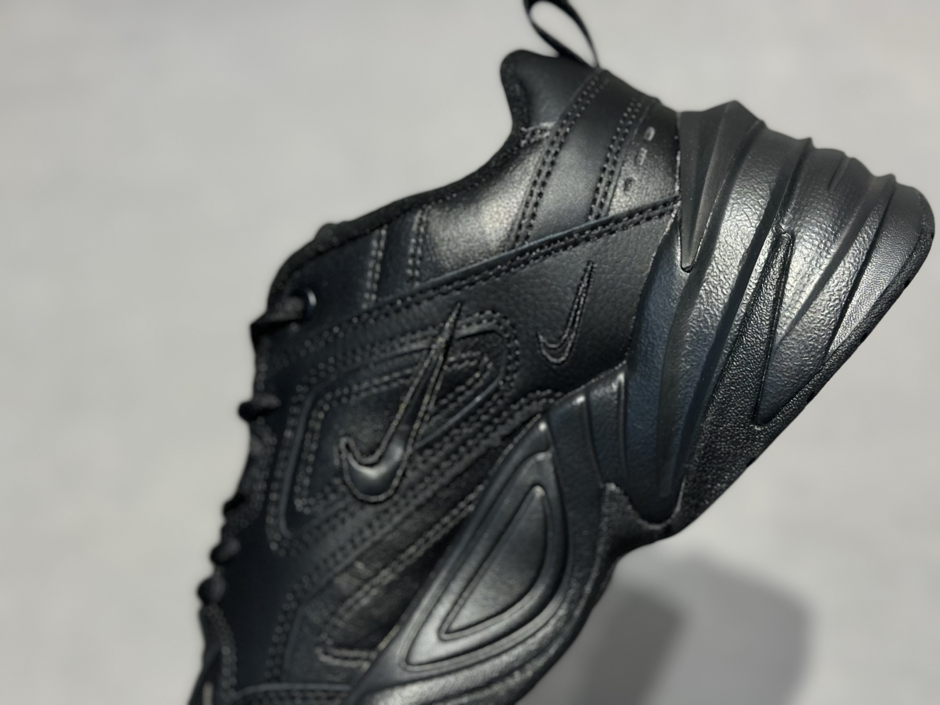 Nike M2K Tekno 全黑