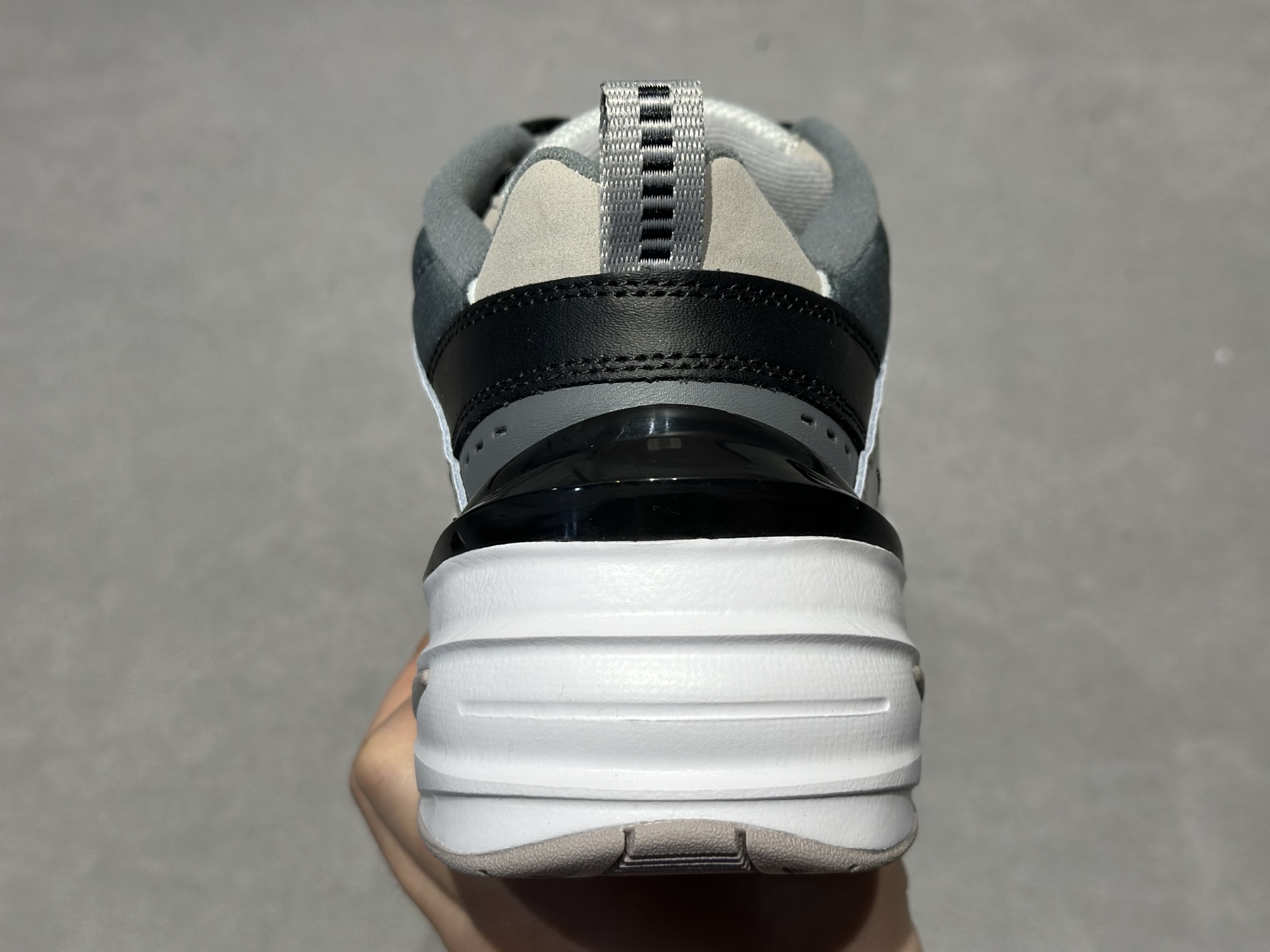 Nike M2K Tekno 浅灰深灰黑白撞色 机能感直接拉满 透气海绵 脚感轻盈又透气