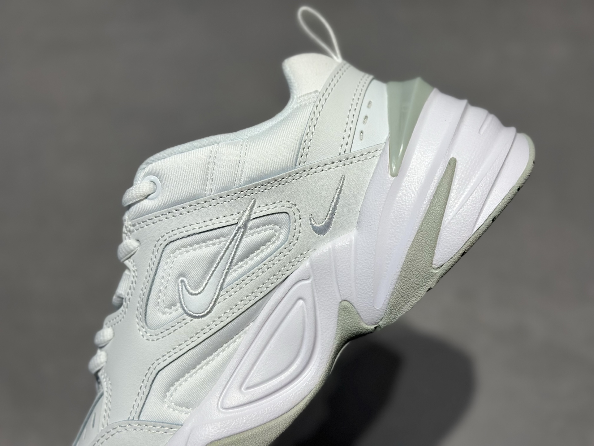 Nike M2K Tekno 浅薄荷绿白撞色-Top High Quatity Cheap Sneakers Fashion Clothing Clothes Bags handbags Shoes of all Brand wholesale With The best Quality And Beautiful Price from China Factory Chinese suppliers wholesaler seller Nike M2K Tekno 浅薄荷绿白撞色