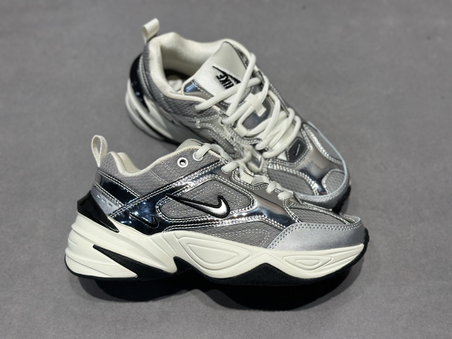200 Nike M2K Tekno 银灰亮面 品质细节拉满