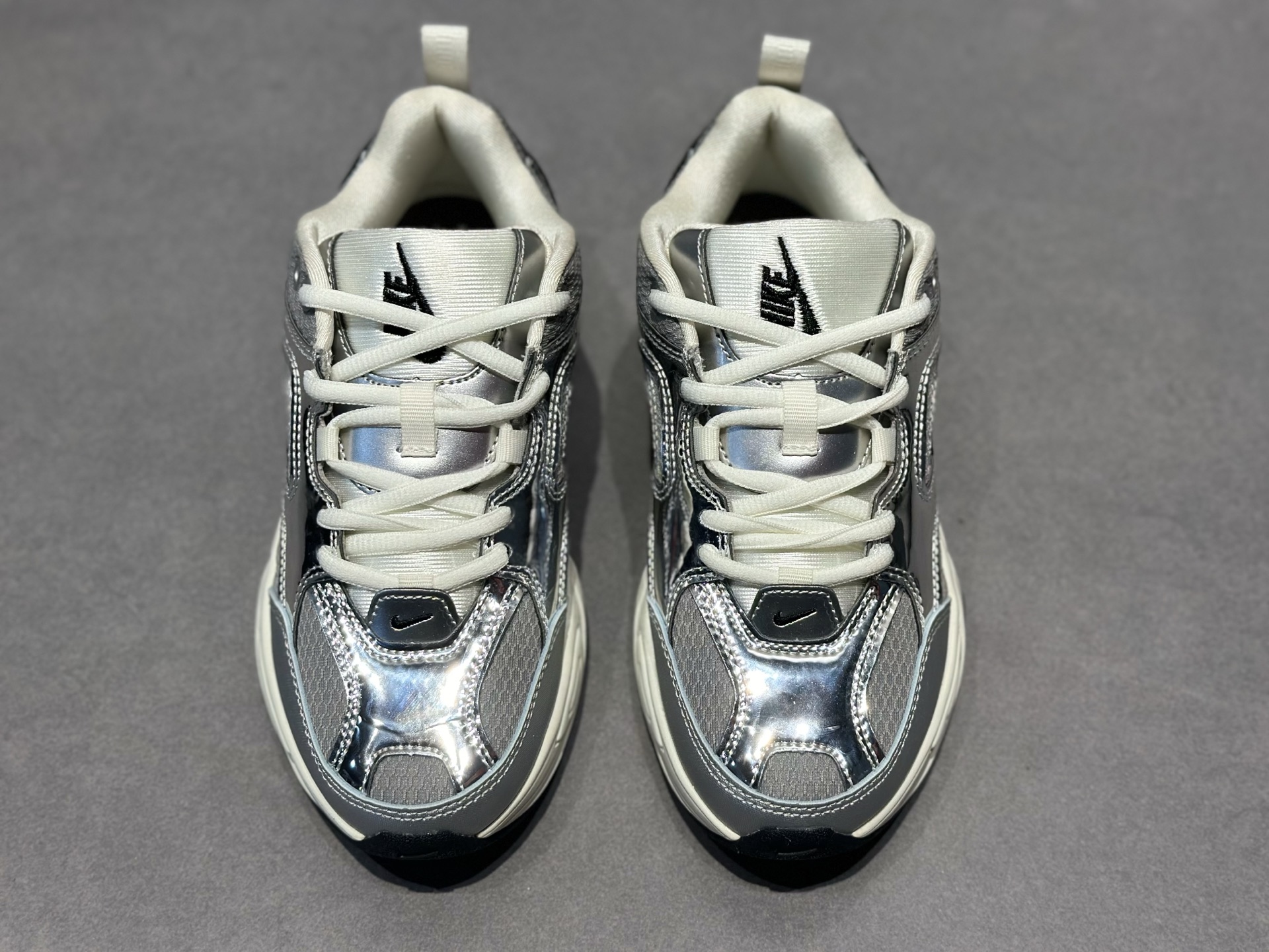 200 Nike M2K Tekno 银灰亮面 品质细节拉满