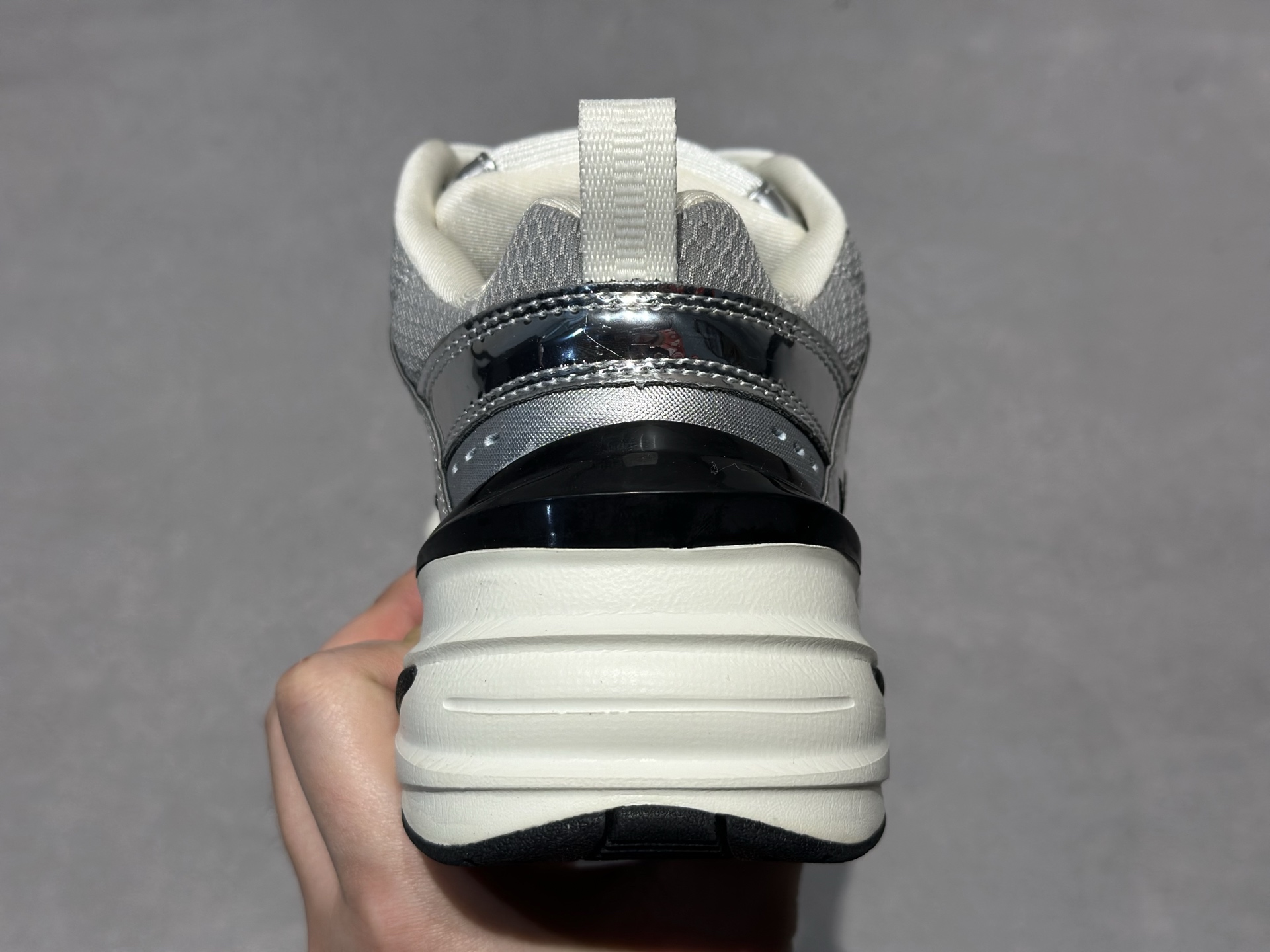 200 Nike M2K Tekno 银灰亮面 品质细节拉满
