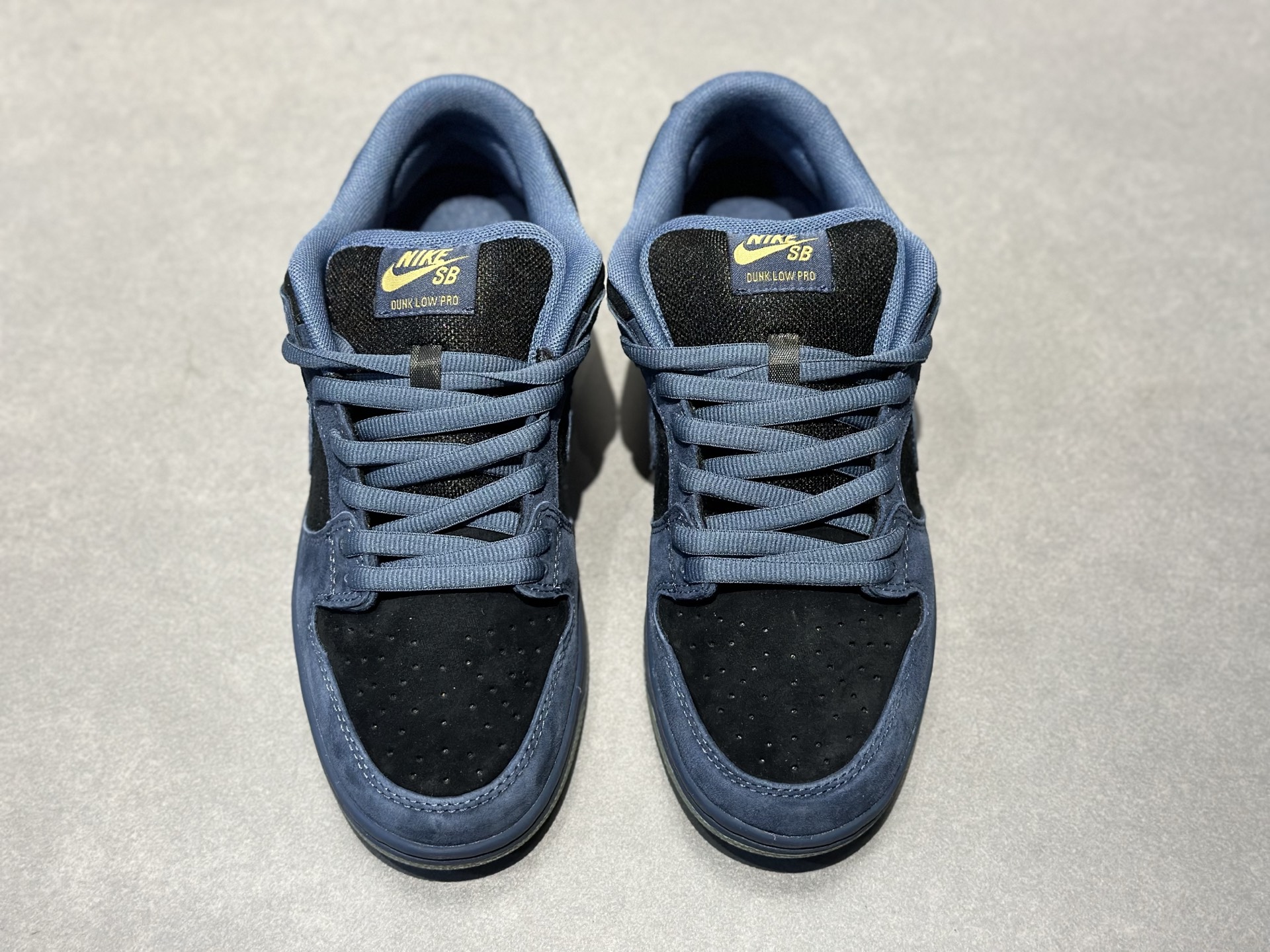 Nike SB Dunk Low 蓝黑翻毛皮款上新 304292-440-Top High Quatity Cheap Sneakers Fashion Clothing Clothes Bags handbags Shoes of all Brand wholesale With The best Quality And Beautiful Price from China Factory Chinese suppliers wholesaler seller Nike SB Dunk Low 蓝黑翻毛皮款上新 304292-440