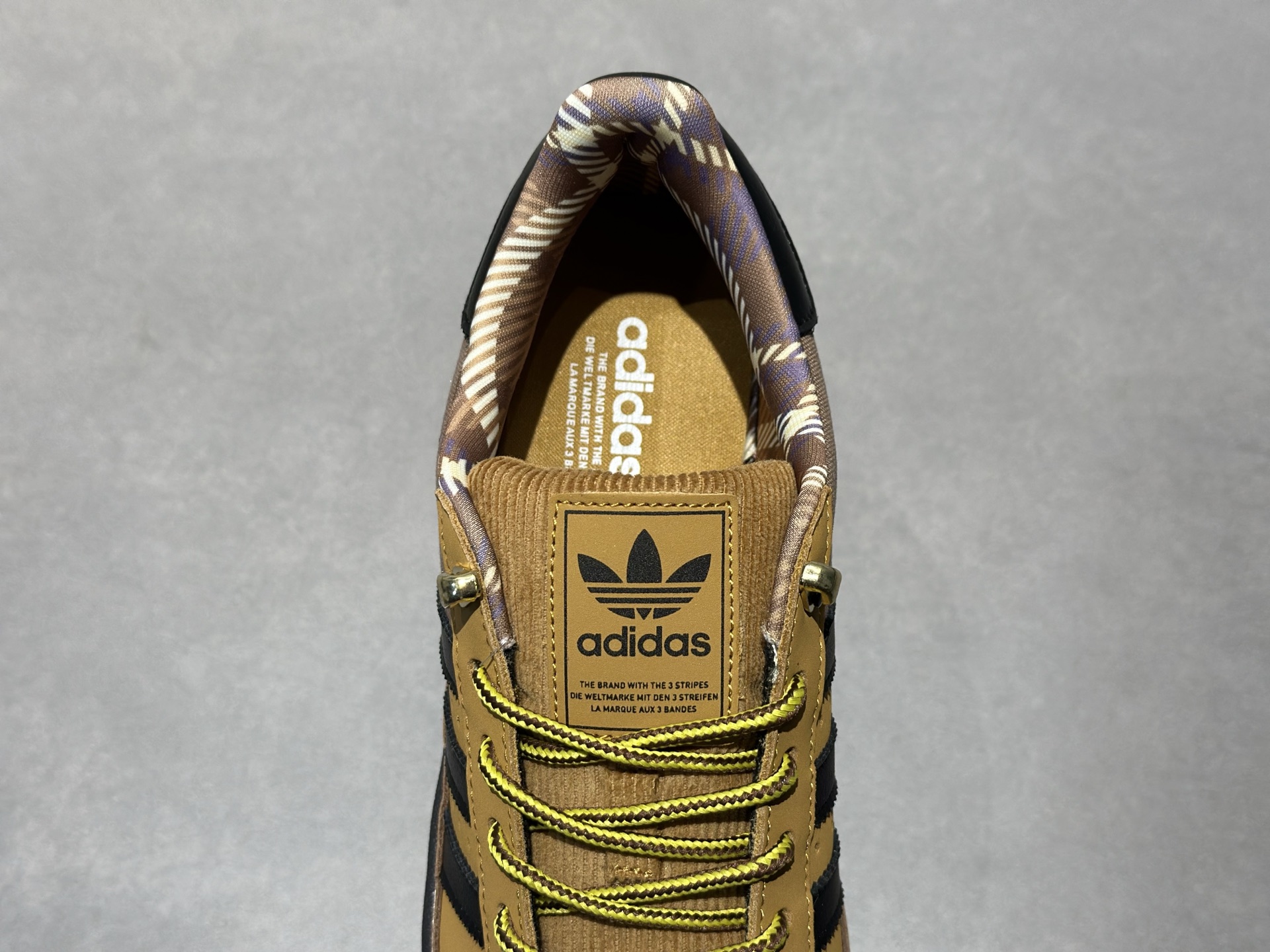 160 Adidas SuperII 焦糖棕贝壳头 JR6990-Chinese UA Cheap High Quatity Brand Clothes Bags handbags Sneakers wholesale wholesaler seller from China Factory suppliers Fashion Clothing Shoes best Quality Beautiful Price 160 Adidas SuperII 焦糖棕贝壳头 JR6990
