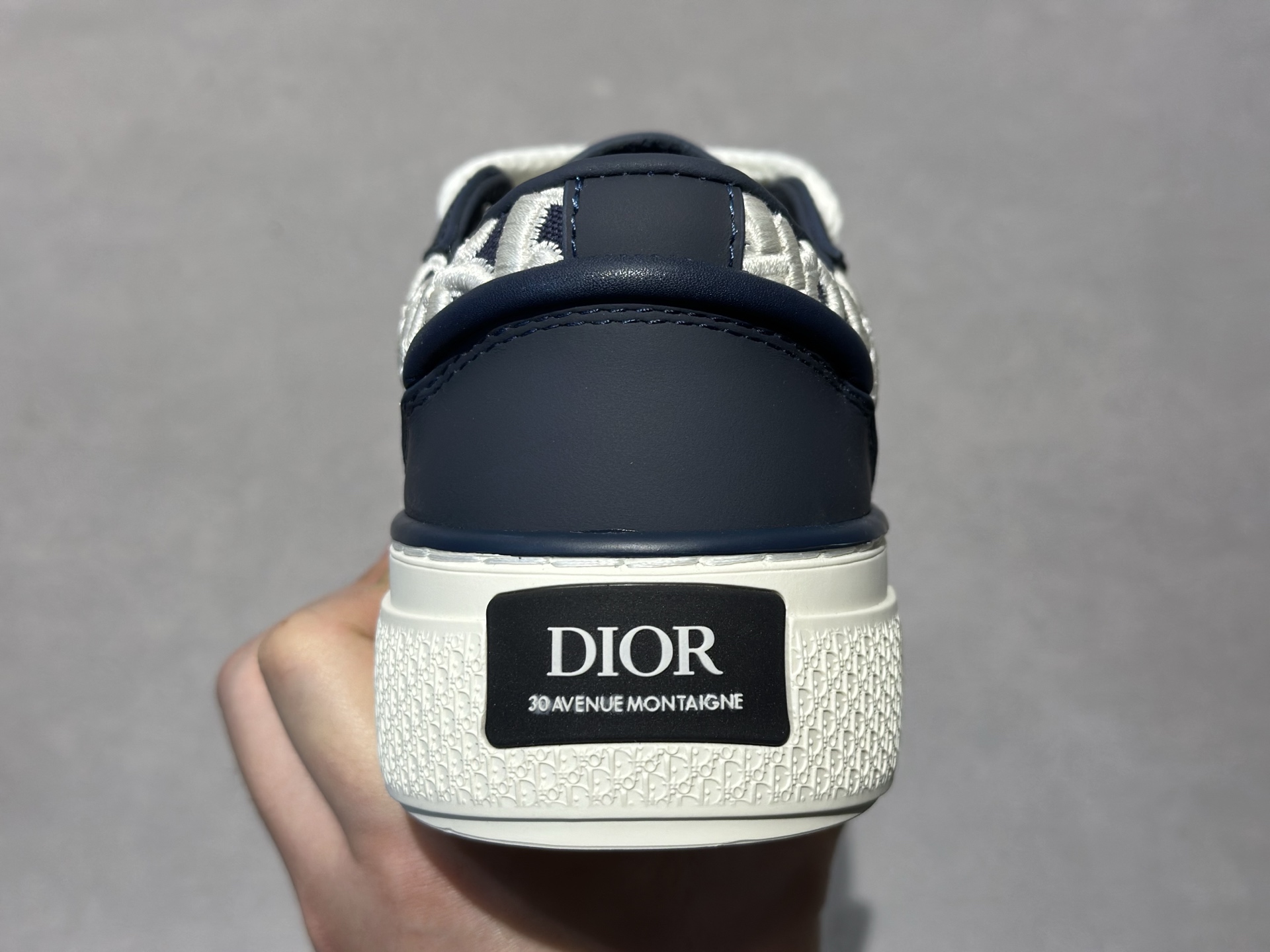 400 Dior B33 老花厚底鞋上新 藏青皮革 米白 Oblique 刺绣 自带高级滤镜