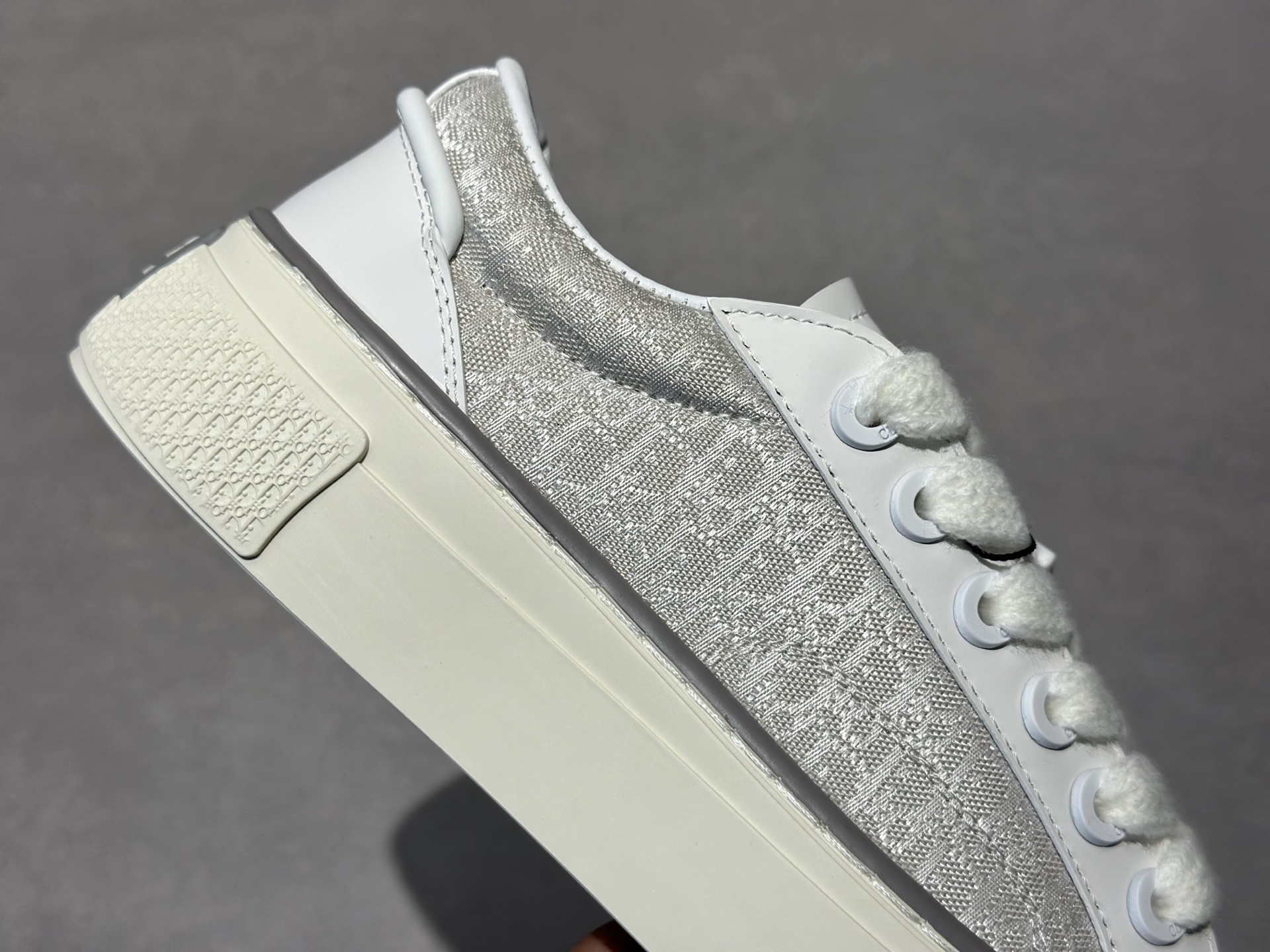 Dior B33 米白老花厚底鞋上新 皮革 Oblique 提花 干净又高级-Top High Quatity Cheap Sneakers Fashion Clothing Clothes Bags handbags Shoes of all Brand wholesale With The best Quality And Beautiful Price from China Factory Chinese suppliers wholesaler seller Dior B33 米白老花厚底鞋上新 皮革 Oblique 提花 干净又高级