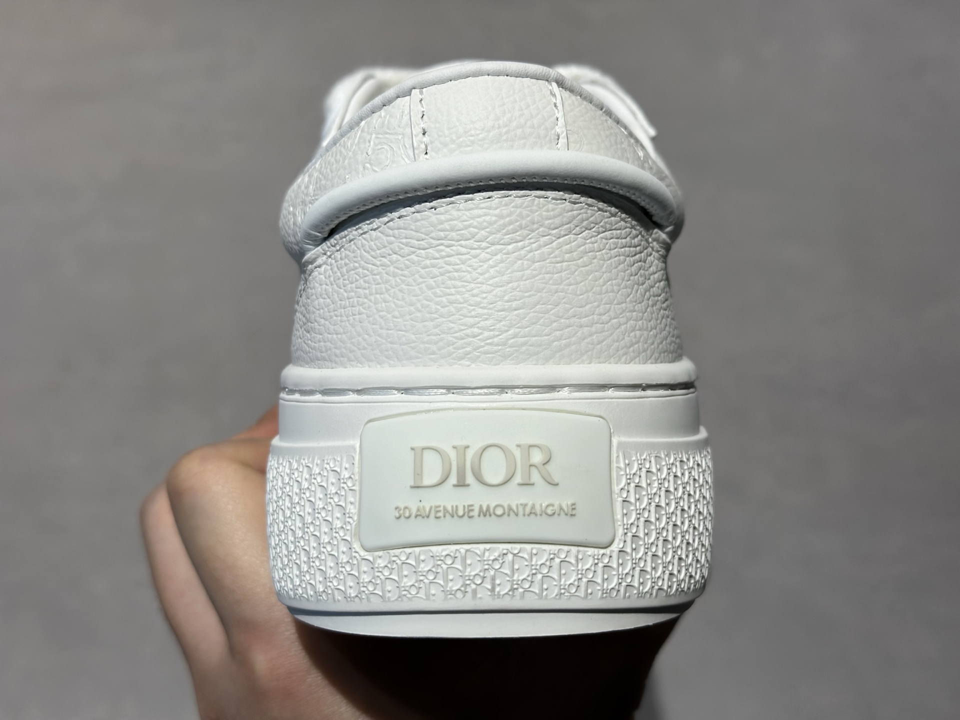 Dior B33 全白老花厚底鞋上新 荔枝纹皮革 Oblique 压纹 干净又高级 3DE301ZRW_H860-Top High Quatity Cheap Sneakers Fashion Clothing Clothes Bags handbags Shoes of all Brand wholesale With The best Quality And Beautiful Price from China Factory Chinese suppliers wholesaler seller Dior B33 全白老花厚底鞋上新 荔枝纹皮革 Oblique 压纹 干净又高级 3DE301ZRW_H860