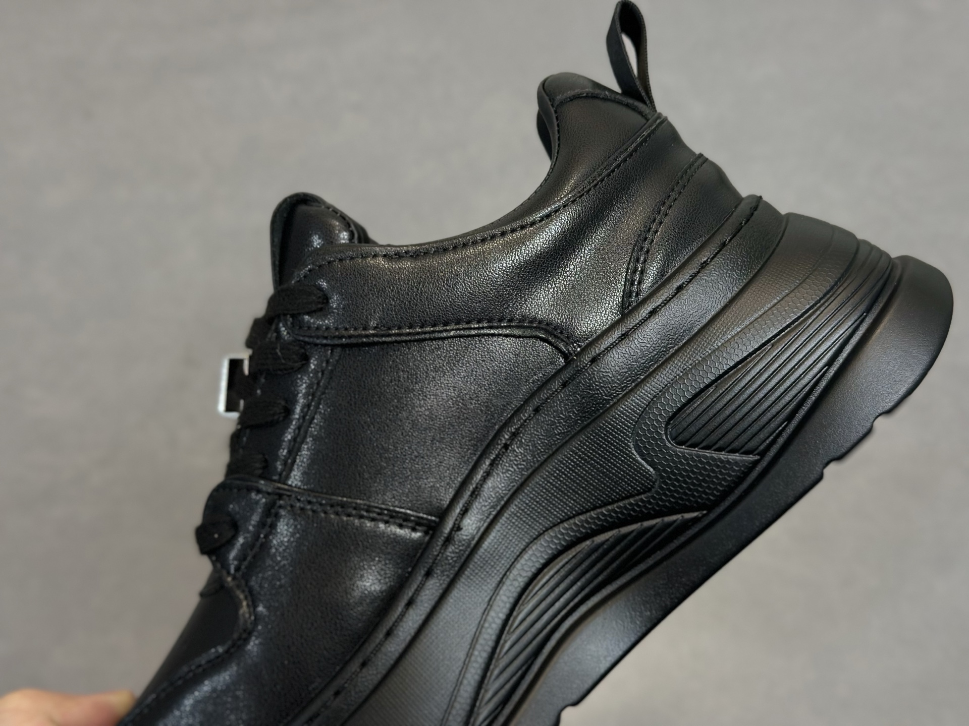 全黑厚底萌系挂饰鞋 # GGCC 厚底增高甜酷板鞋 圆头轮廓-Top High Quatity Cheap Sneakers Fashion Clothing Clothes Bags handbags Shoes of all Brand wholesale With The best Quality And Beautiful Price from China Factory Chinese suppliers wholesaler seller 全黑厚底萌系挂饰鞋 # GGCC 厚底增高甜酷板鞋 圆头轮廓