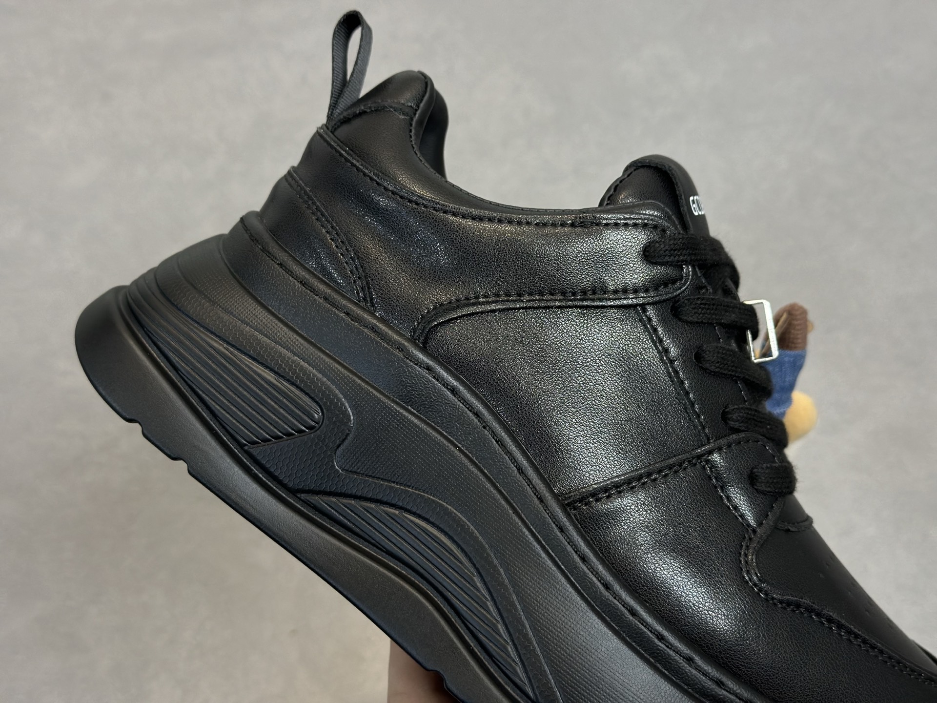 全黑厚底萌系挂饰鞋 # GGCC 厚底增高甜酷板鞋 圆头轮廓-Top High Quatity Cheap Sneakers Fashion Clothing Clothes Bags handbags Shoes of all Brand wholesale With The best Quality And Beautiful Price from China Factory Chinese suppliers wholesaler seller 全黑厚底萌系挂饰鞋 # GGCC 厚底增高甜酷板鞋 圆头轮廓