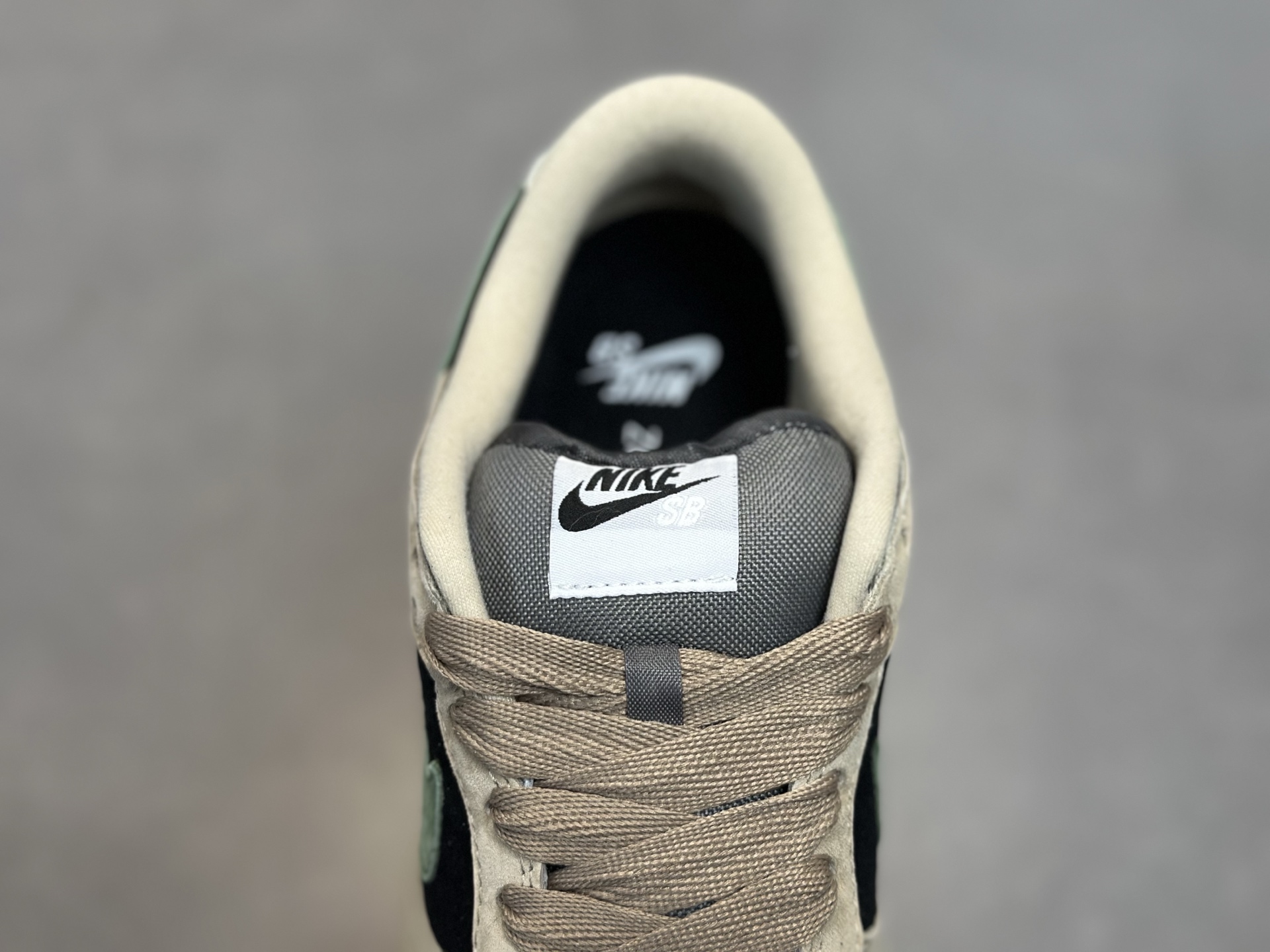 NIKE SB Dunk Low 复古做旧款 Dunk 复古做旧 抹茶勾 HJ0367-200 LT 米黑拼色-Top High Quatity Cheap Sneakers Fashion Clothing Clothes Bags handbags Shoes of all Brand wholesale With The best Quality And Beautiful Price from China Factory Chinese suppliers wholesaler seller NIKE SB Dunk Low 复古做旧款 Dunk 复古做旧 抹茶勾 HJ0367-200 LT 米黑拼色