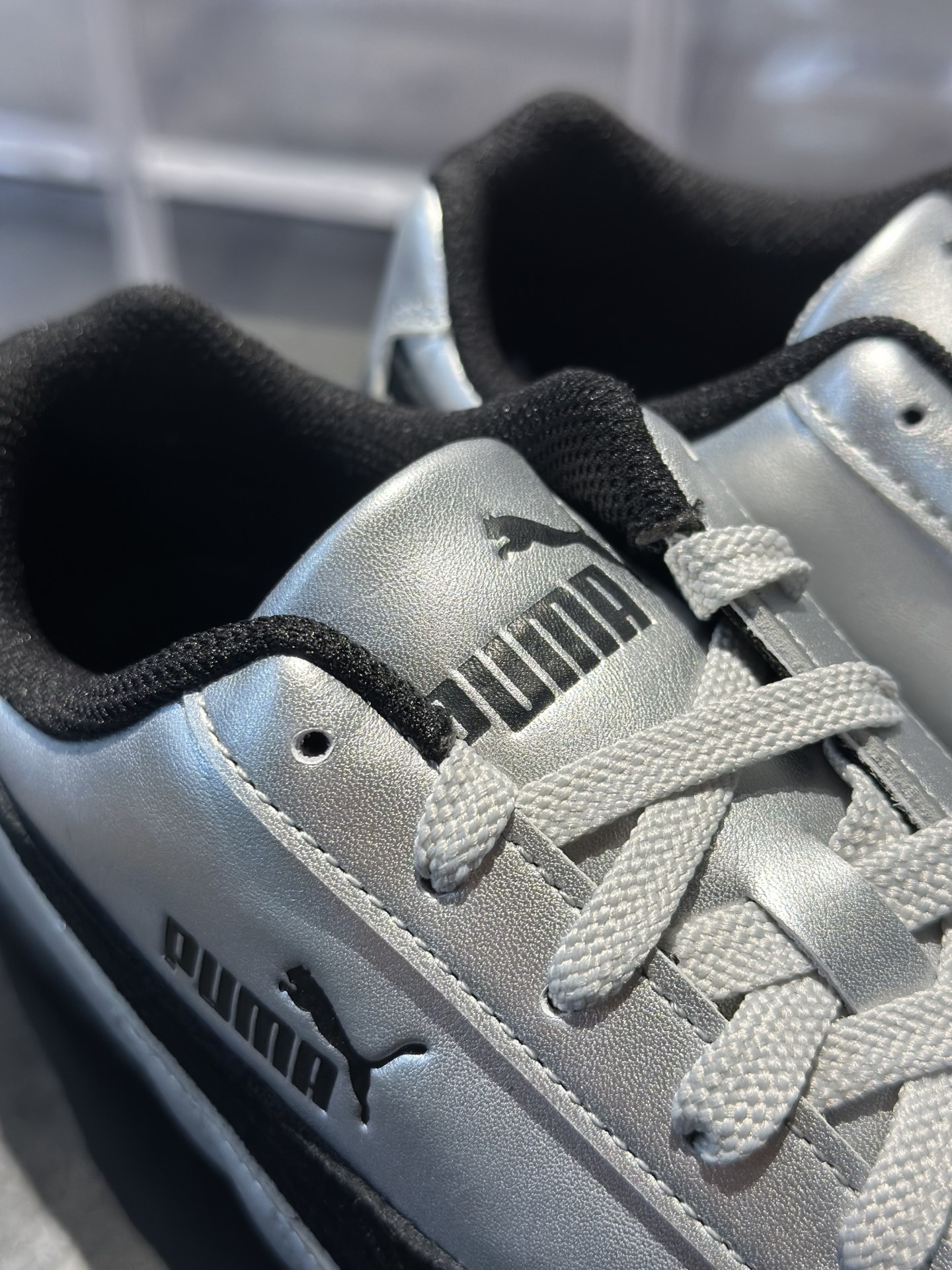 200 PUMA Speedcat 金属银 Rosé 同款复古赛车鞋 银皮 麂皮拼接 防滑生胶底