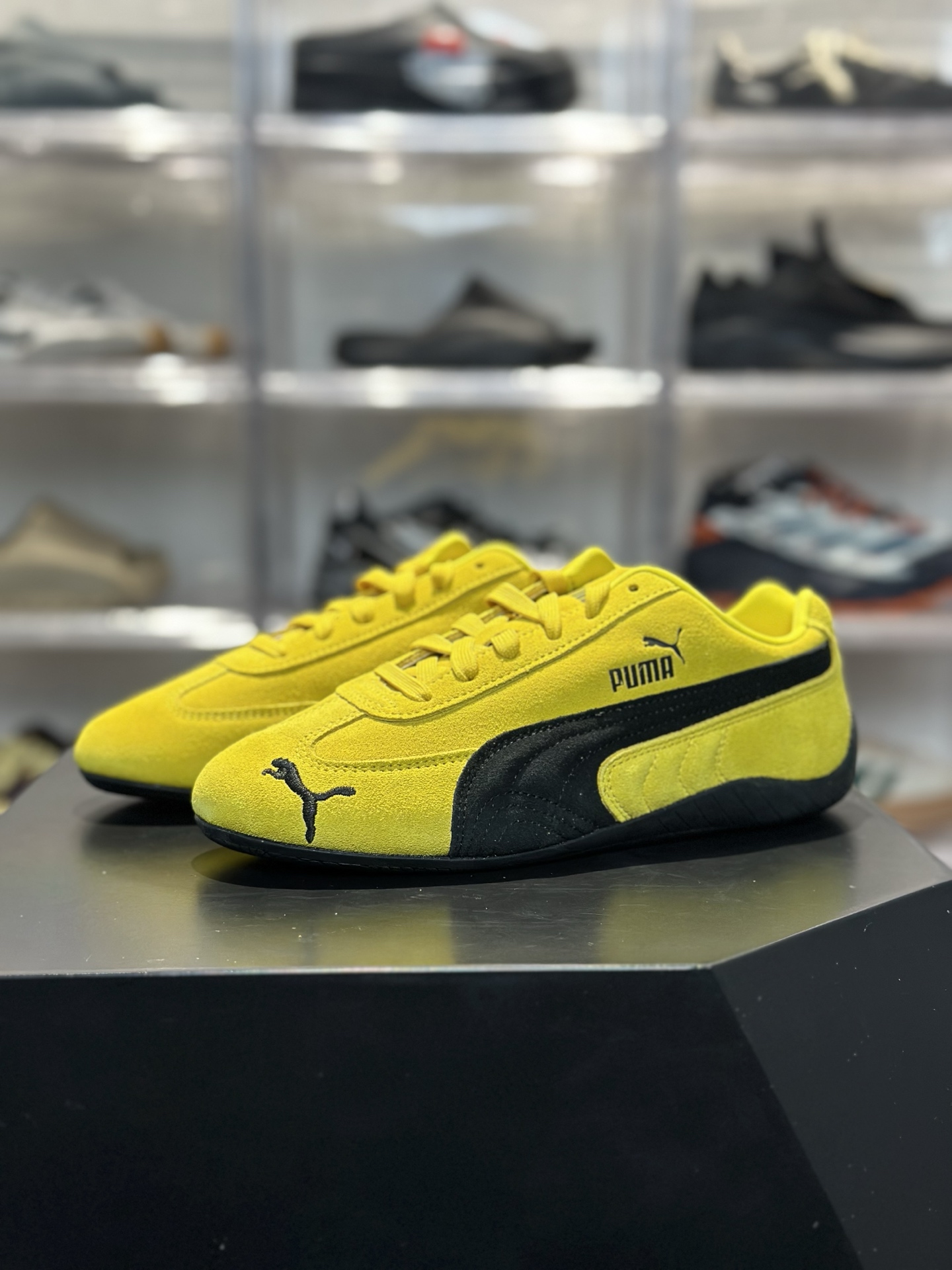 200 PUMA Speedcat 黄黑款 潮流吸睛复古鞋 亮黄麂皮 黑色拼条 生胶防滑底 显脚瘦鞋型-Chinese UA Cheap High Quatity Brand Clothes Bags handbags Sneakers wholesale wholesaler seller from China Factory suppliers Fashion Clothing Shoes best Quality Beautiful Price 200 PUMA Speedcat 黄黑款 潮流吸睛复古鞋 亮黄麂皮 黑色拼条 生胶防滑底 显脚瘦鞋型