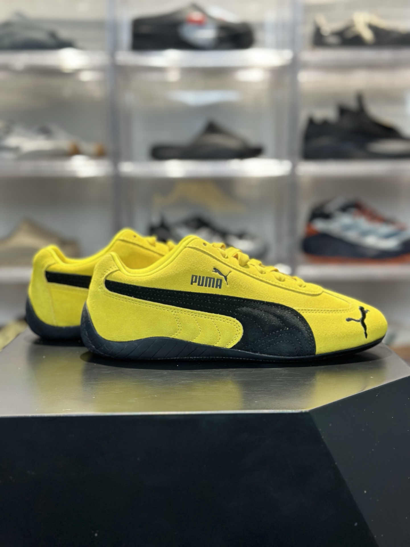 200 PUMA Speedcat 黄黑款 潮流吸睛复古鞋 亮黄麂皮 黑色拼条 生胶防滑底 显脚瘦鞋型-Chinese UA Cheap High Quatity Brand Clothes Bags handbags Sneakers wholesale wholesaler seller from China Factory suppliers Fashion Clothing Shoes best Quality Beautiful Price 200 PUMA Speedcat 黄黑款 潮流吸睛复古鞋 亮黄麂皮 黑色拼条 生胶防滑底 显脚瘦鞋型