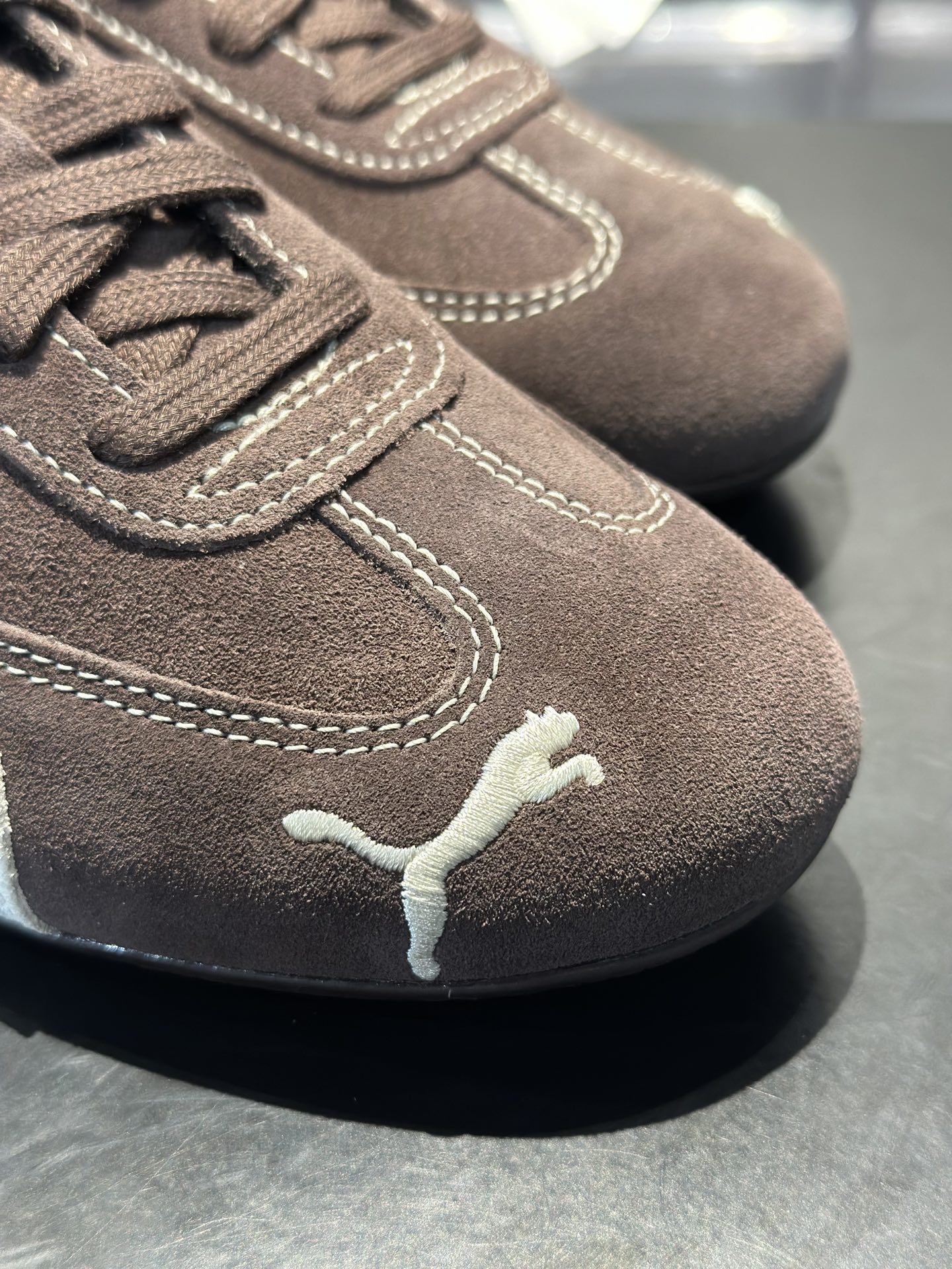 PUMA Speedcat 深棕麂皮 秋冬复古神鞋 深棕麂皮 米白拼条-Top High Quatity Cheap Sneakers Fashion Clothing Clothes Bags handbags Shoes of all Brand wholesale With The best Quality And Beautiful Price from China Factory Chinese suppliers wholesaler seller PUMA Speedcat 深棕麂皮 秋冬复古神鞋 深棕麂皮 米白拼条