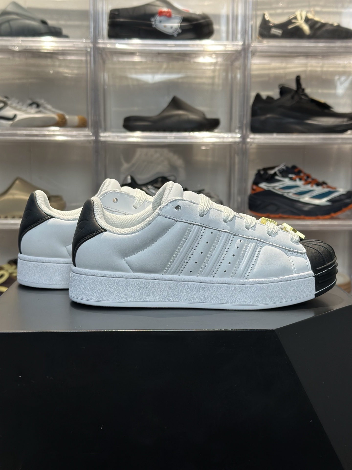 160 adidas SuperST 厚底贝壳头 IH6679-Chinese UA Cheap High Quatity Brand Clothes Bags handbags Sneakers wholesale wholesaler seller from China Factory suppliers Fashion Clothing Shoes best Quality Beautiful Price 160 adidas SuperST 厚底贝壳头 IH6679