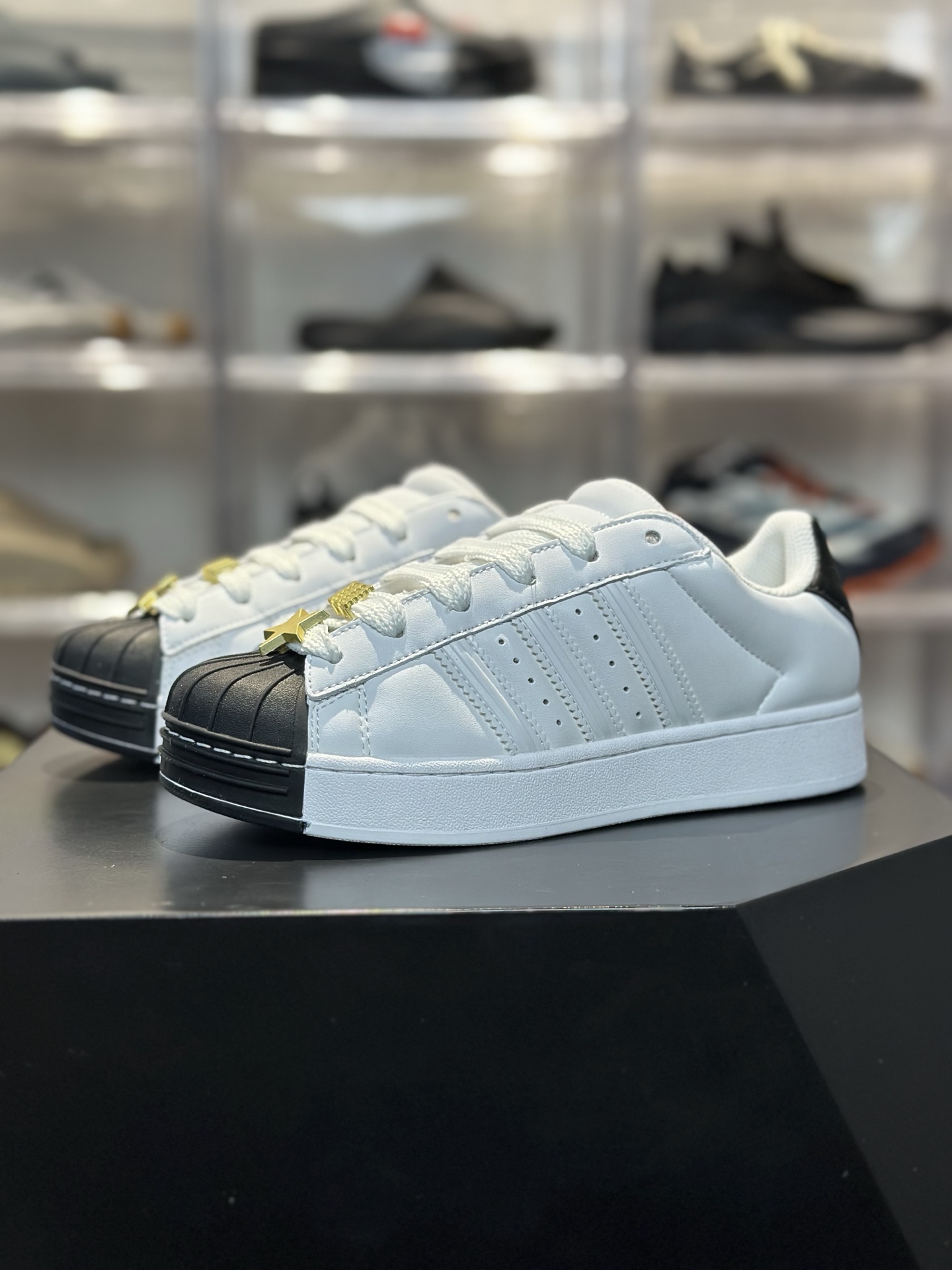 160 adidas SuperST 厚底贝壳头 IH6679-Chinese UA Cheap High Quatity Brand Clothes Bags handbags Sneakers wholesale wholesaler seller from China Factory suppliers Fashion Clothing Shoes best Quality Beautiful Price 160 adidas SuperST 厚底贝壳头 IH6679