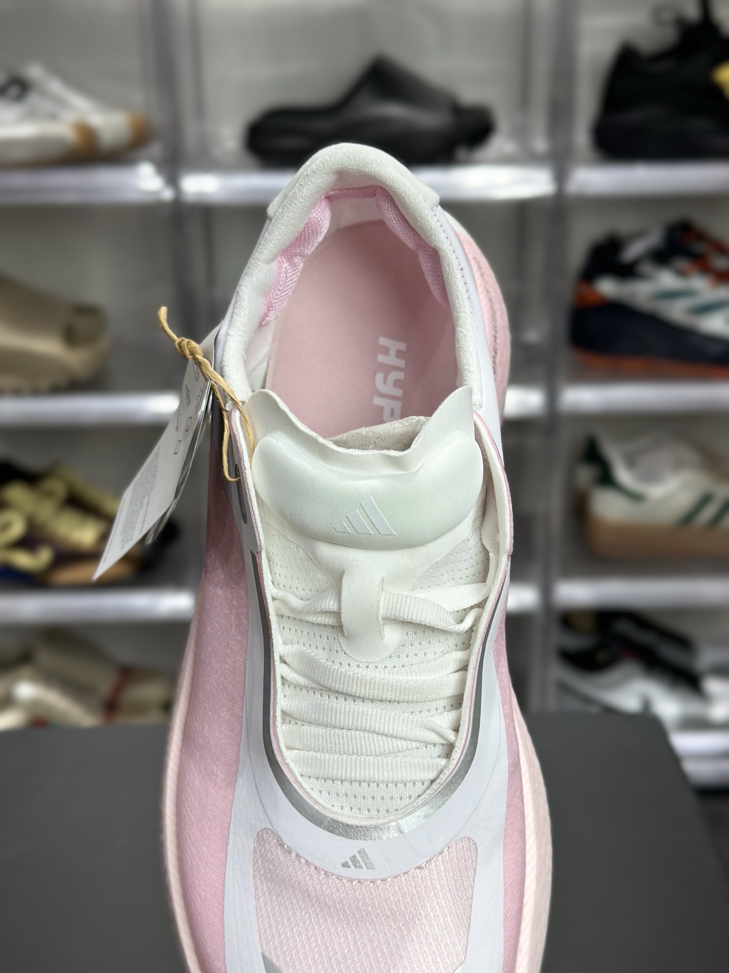 220 adidas Hyperboost Edge M 粉白渐变专业跑鞋 KI1917