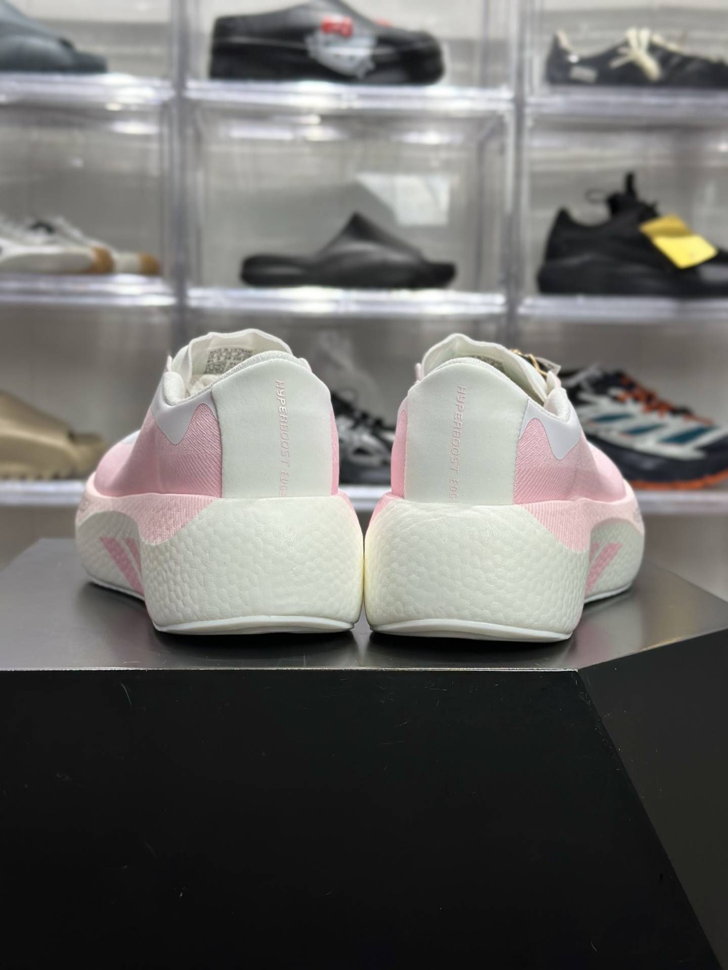 220 adidas Hyperboost Edge M 粉白渐变专业跑鞋 KI1917