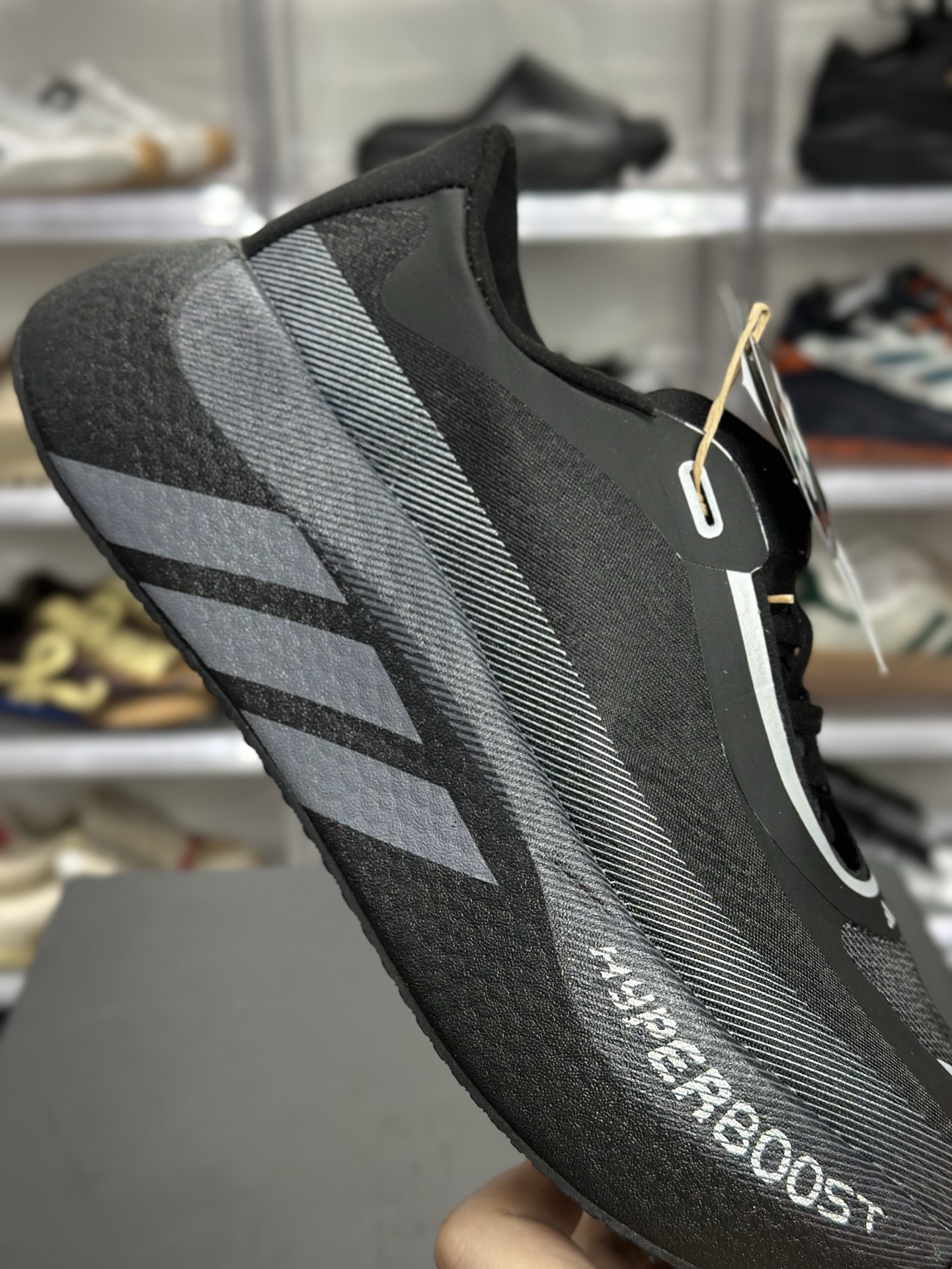 220 adidas Hyperboost Edge M 黑灰渐变专业跑鞋 KJ0754