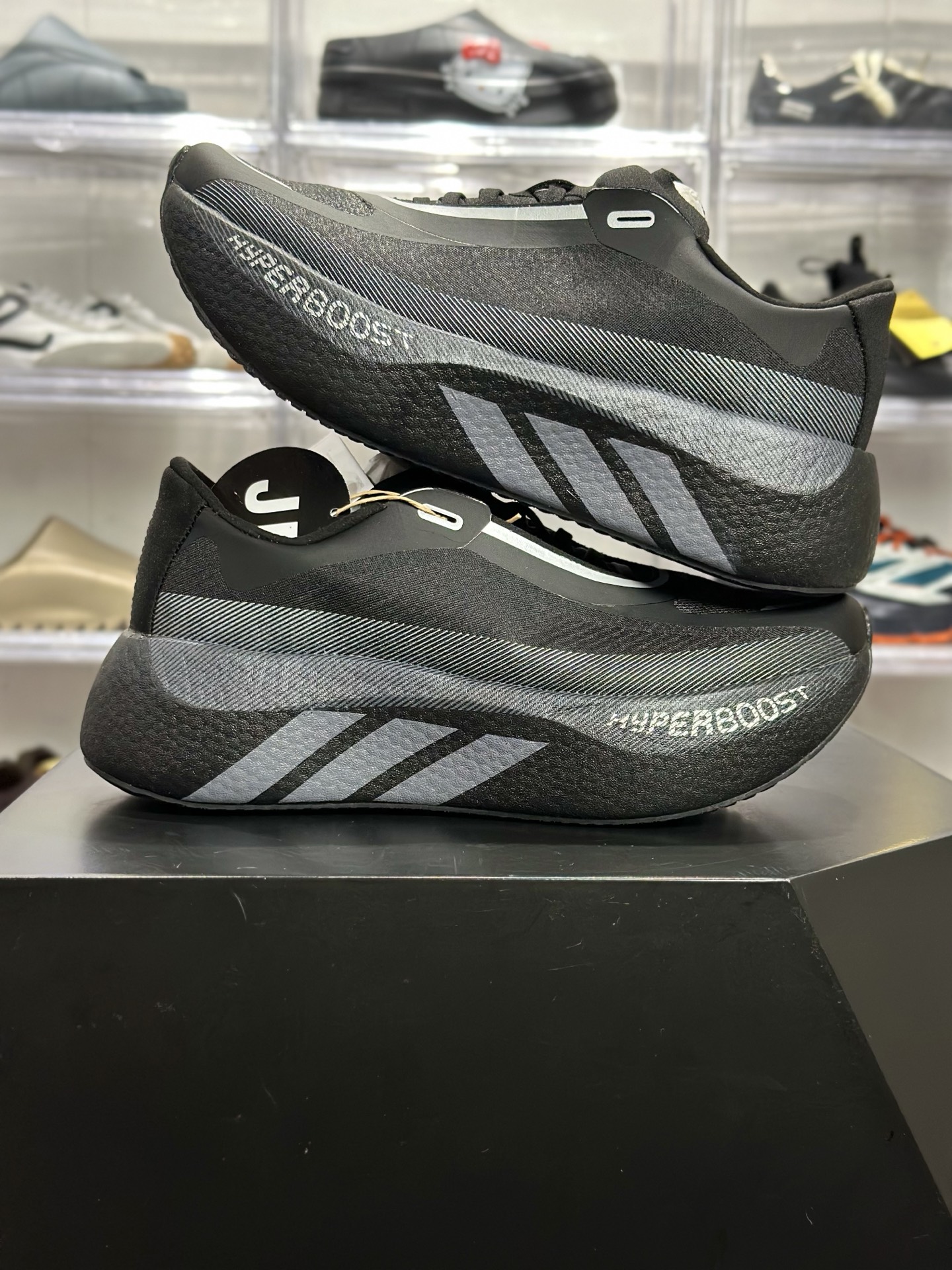 220 adidas Hyperboost Edge M 黑灰渐变专业跑鞋 KJ0754