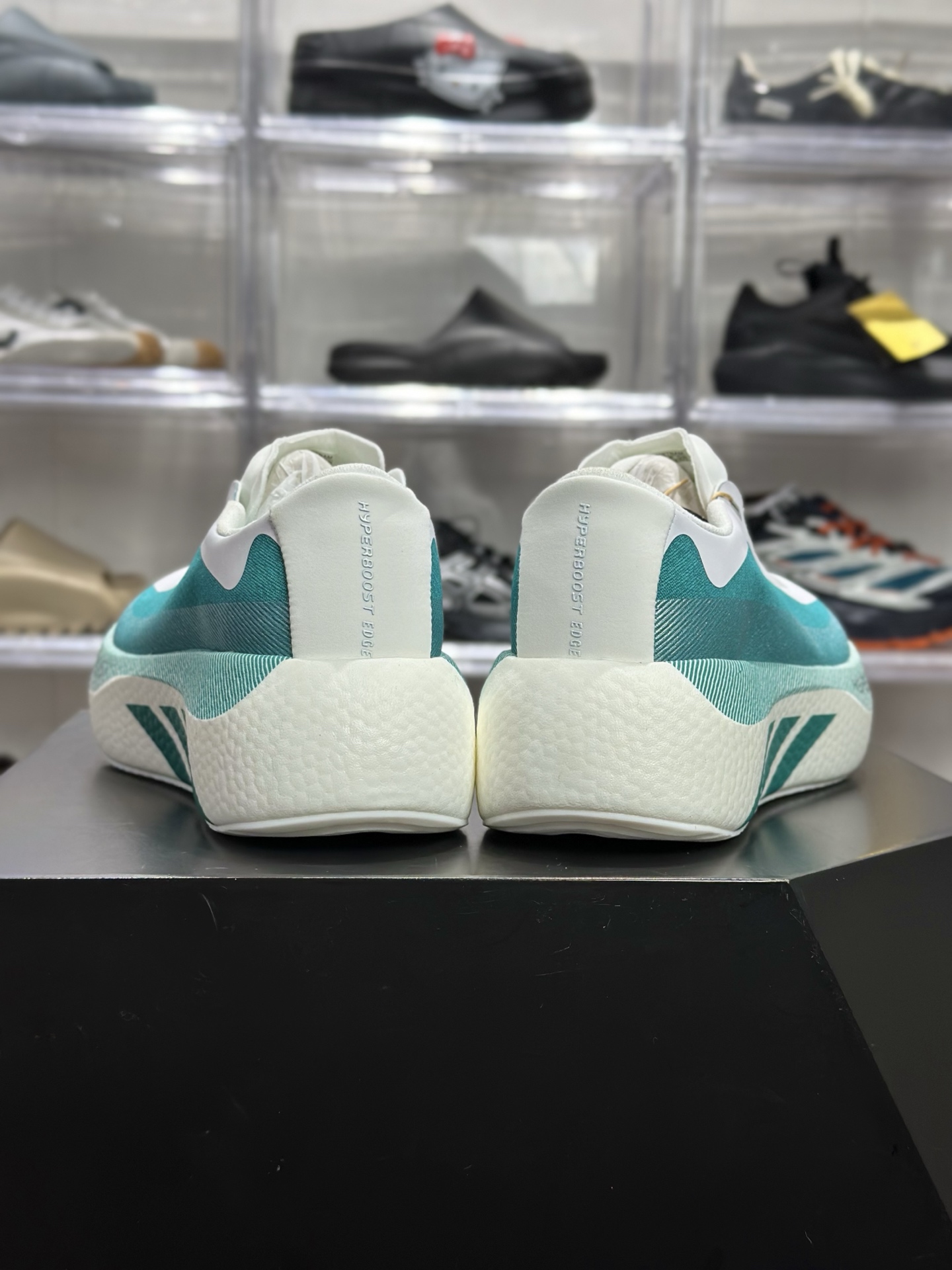 220 adidas Hyperboost Edge M 青柠白渐变专业跑鞋 KI1915