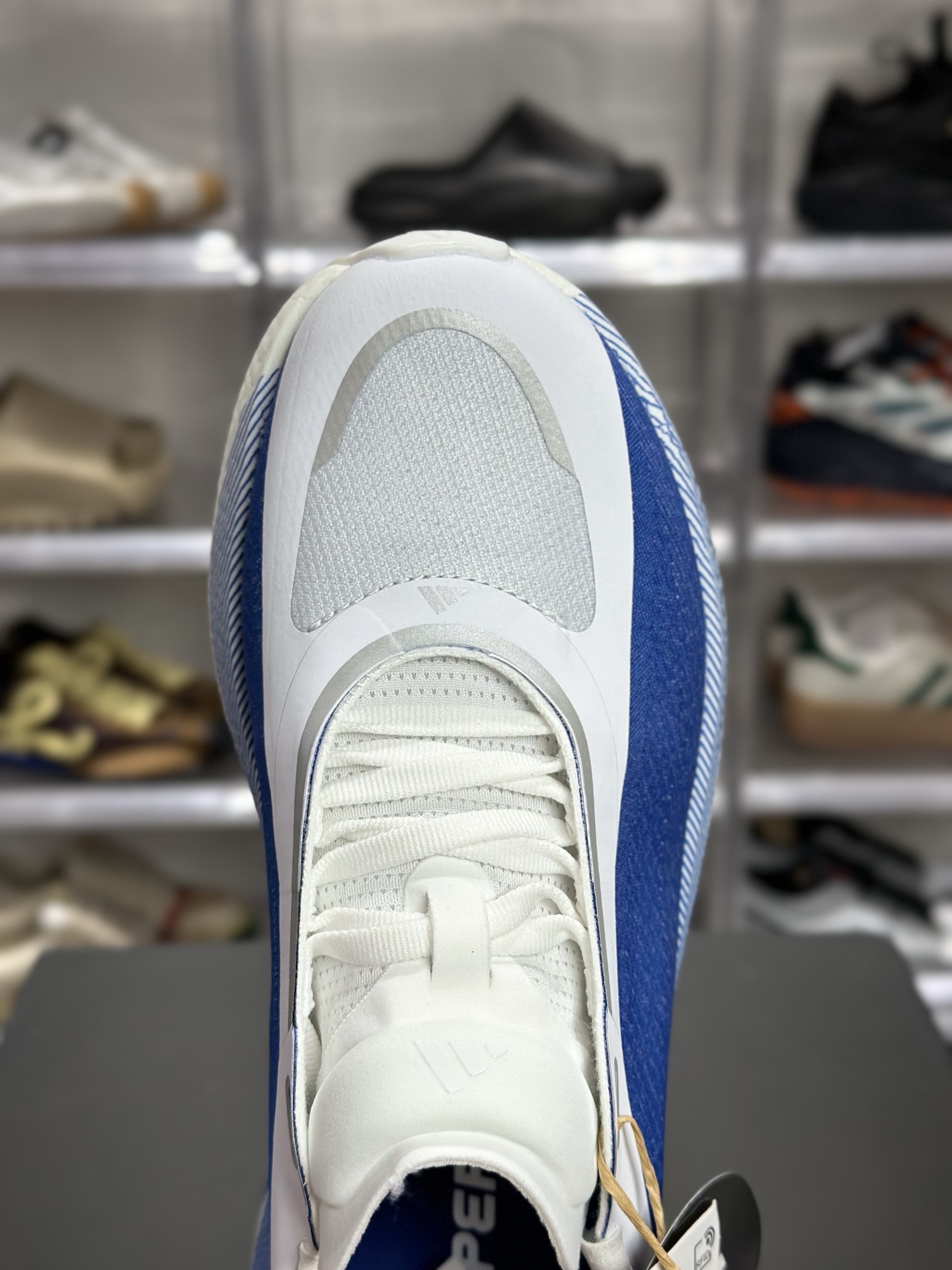 220 adidas Hyperboost Edge M 蓝白渐变专业跑鞋 KI1911