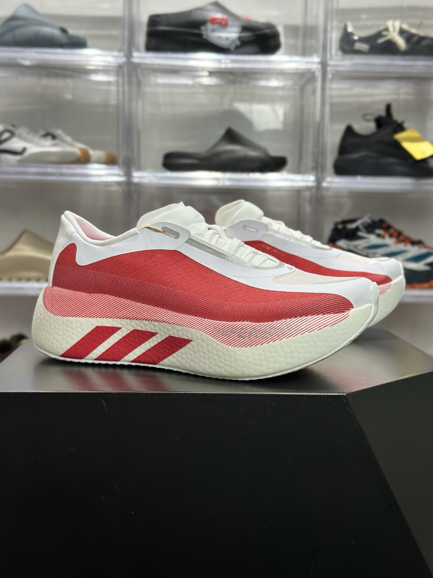 220 adidas Hyperboost Edge M 红白渐变专业跑鞋 KI1913-Chinese UA Cheap High Quatity Brand Clothes Bags handbags Sneakers wholesale wholesaler seller from China Factory suppliers Fashion Clothing Shoes best Quality Beautiful Price 220 adidas Hyperboost Edge M 红白渐变专业跑鞋 KI1913