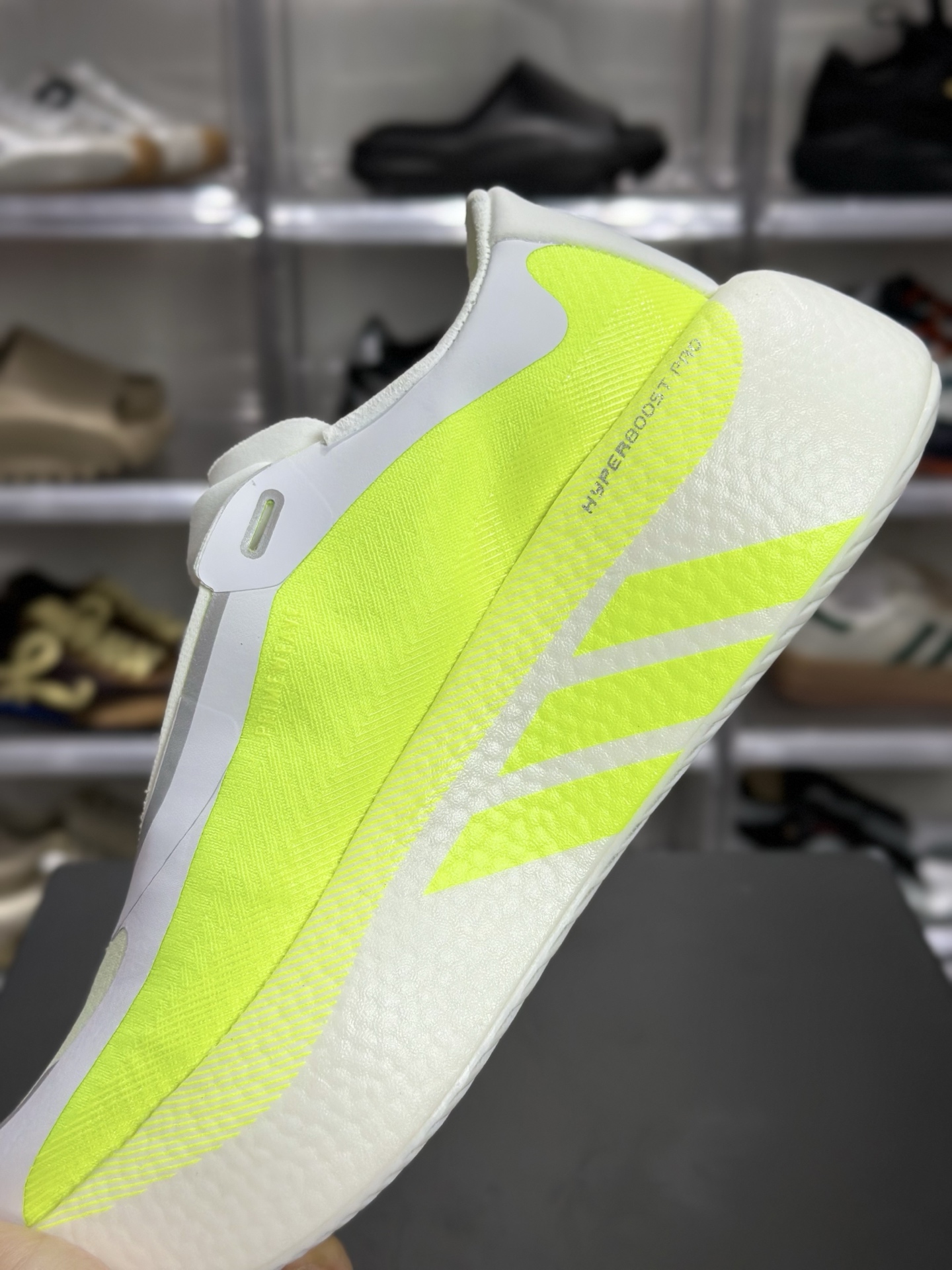 220 adidas Hyperboost Edge M 荧光黄白专业跑鞋 HQ6221