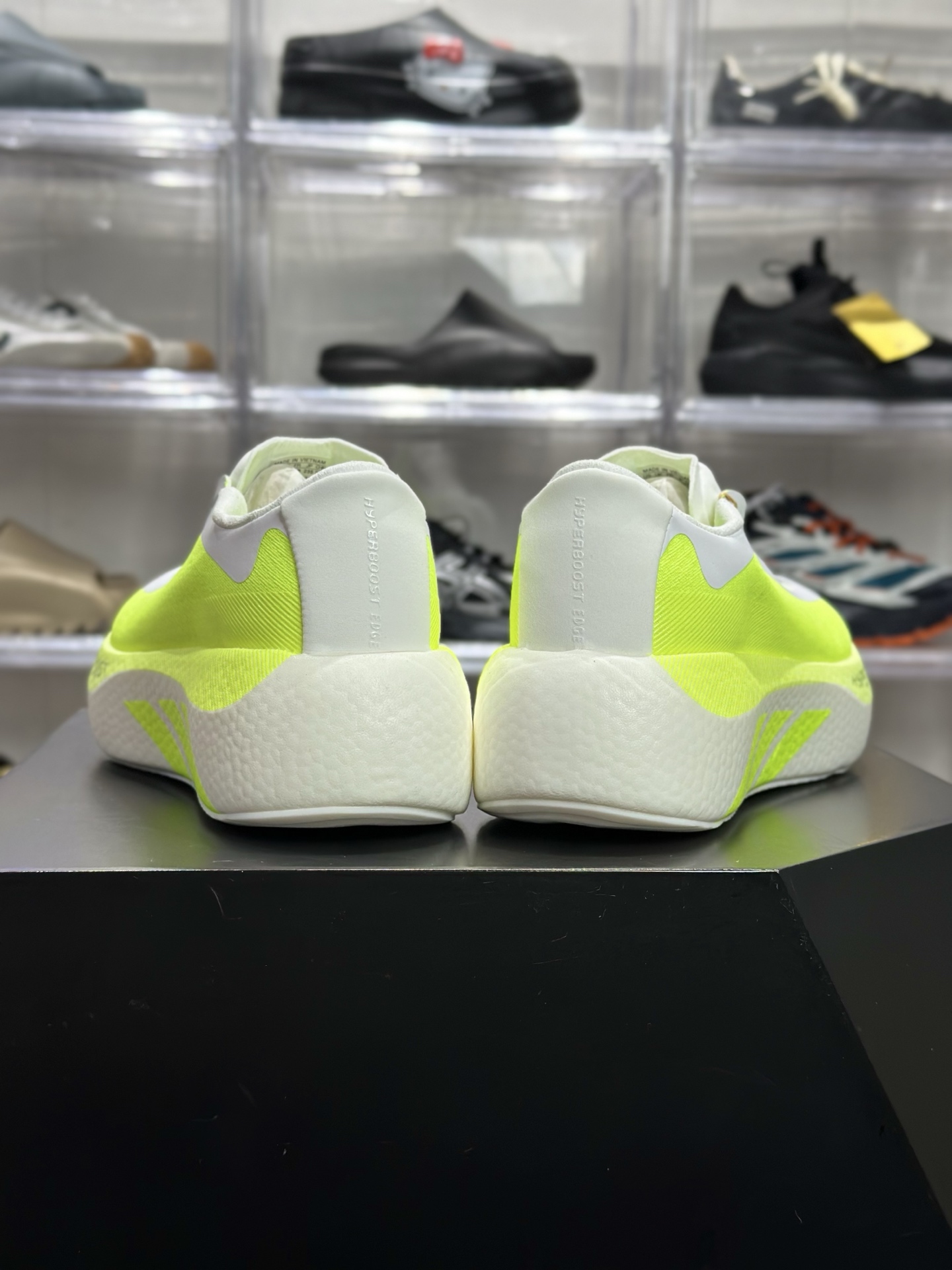 220 adidas Hyperboost Edge M 荧光黄白专业跑鞋 HQ6221