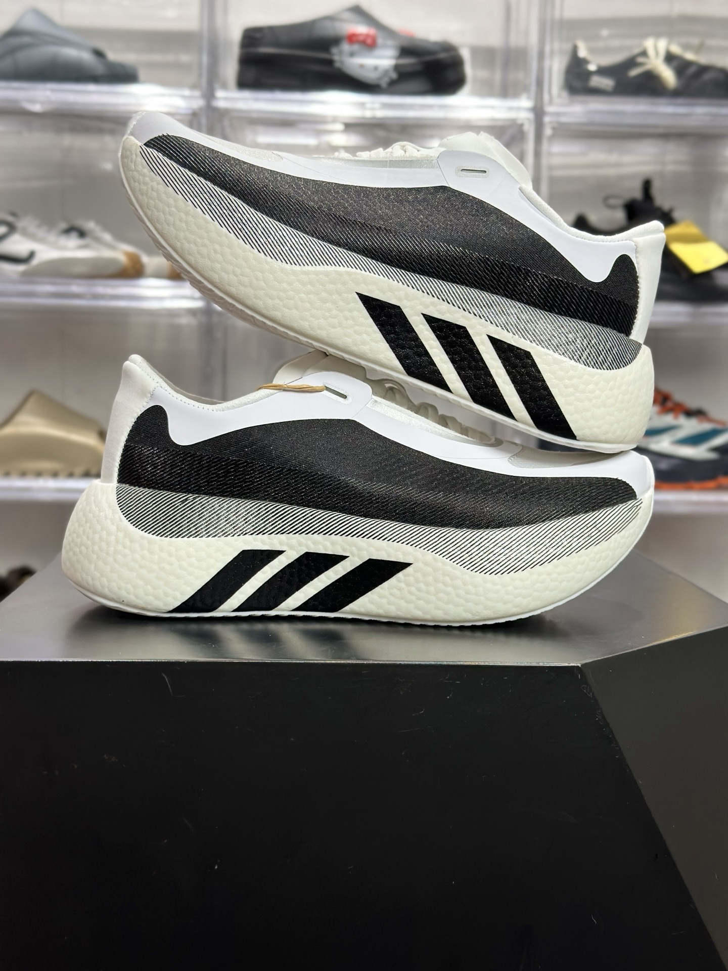 220 adidas Hyperboost Edge M 黑白渐变专业跑鞋 KJ0753-Chinese UA Cheap High Quatity Brand Clothes Bags handbags Sneakers wholesale wholesaler seller from China Factory suppliers Fashion Clothing Shoes best Quality Beautiful Price 220 adidas Hyperboost Edge M 黑白渐变专业跑鞋 KJ0753