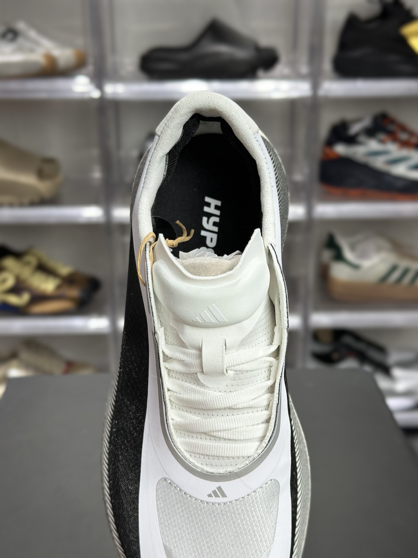 220 adidas Hyperboost Edge M 黑白渐变专业跑鞋 KJ0753-Chinese UA Cheap High Quatity Brand Clothes Bags handbags Sneakers wholesale wholesaler seller from China Factory suppliers Fashion Clothing Shoes best Quality Beautiful Price 220 adidas Hyperboost Edge M 黑白渐变专业跑鞋 KJ0753