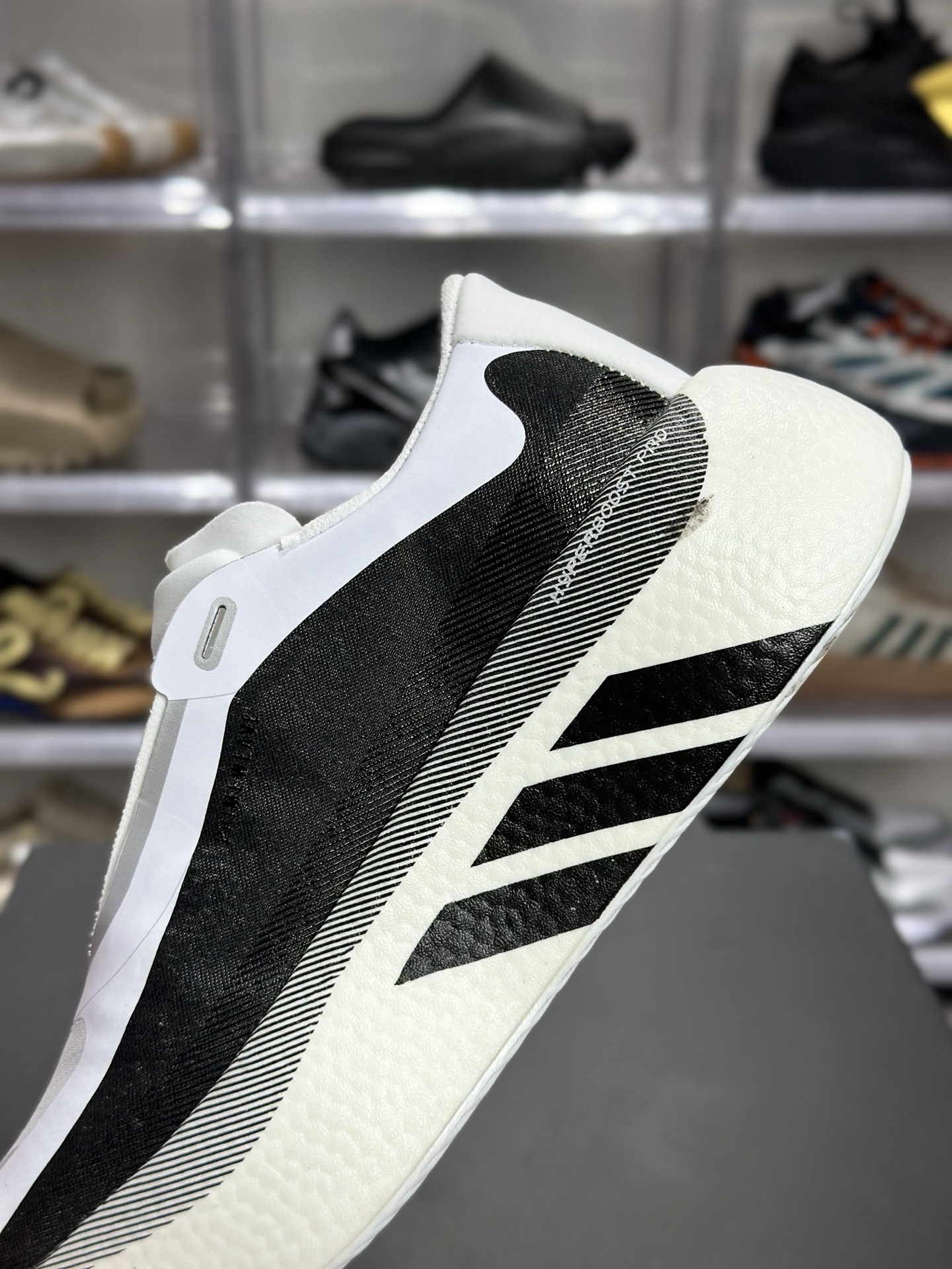 220 adidas Hyperboost Edge M 黑白渐变专业跑鞋 KJ0753-Chinese UA Cheap High Quatity Brand Clothes Bags handbags Sneakers wholesale wholesaler seller from China Factory suppliers Fashion Clothing Shoes best Quality Beautiful Price 220 adidas Hyperboost Edge M 黑白渐变专业跑鞋 KJ0753