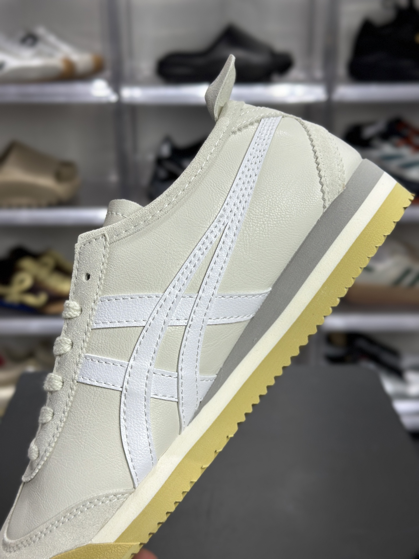160 鬼冢虎 MEXICO 66 SD PF米白生胶厚底 1183C156-100-Chinese UA Cheap High Quatity Brand Clothes Bags handbags Sneakers wholesale wholesaler seller from China Factory suppliers Fashion Clothing Shoes best Quality Beautiful Price 160 鬼冢虎 MEXICO 66 SD PF米白生胶厚底 1183C156-100