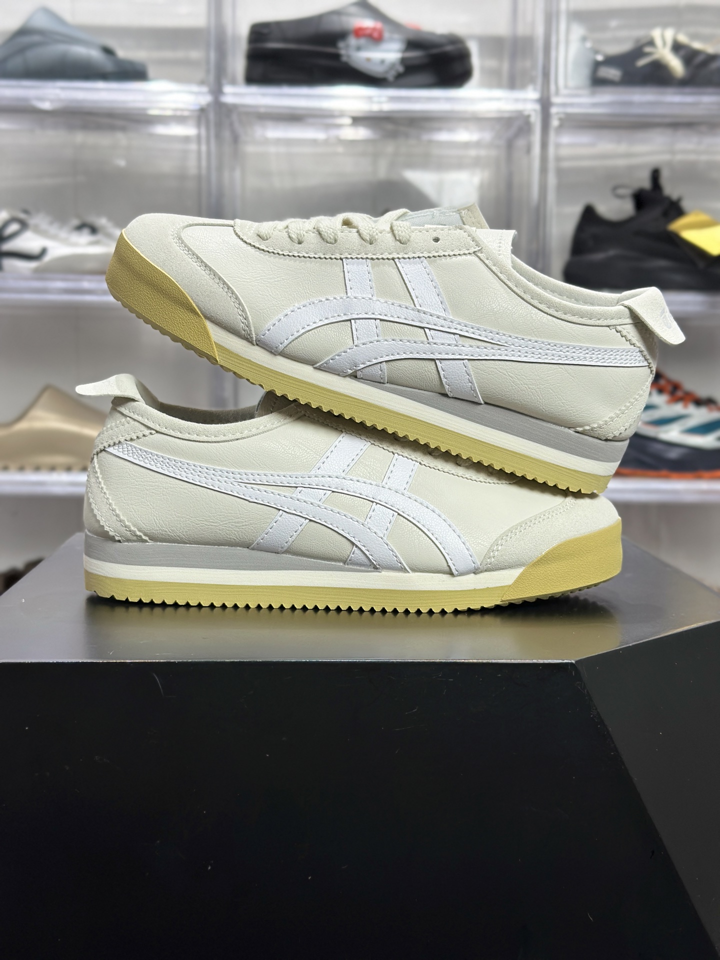 160 鬼冢虎 MEXICO 66 SD PF米白生胶厚底 1183C156-100-Chinese UA Cheap High Quatity Brand Clothes Bags handbags Sneakers wholesale wholesaler seller from China Factory suppliers Fashion Clothing Shoes best Quality Beautiful Price 160 鬼冢虎 MEXICO 66 SD PF米白生胶厚底 1183C156-100