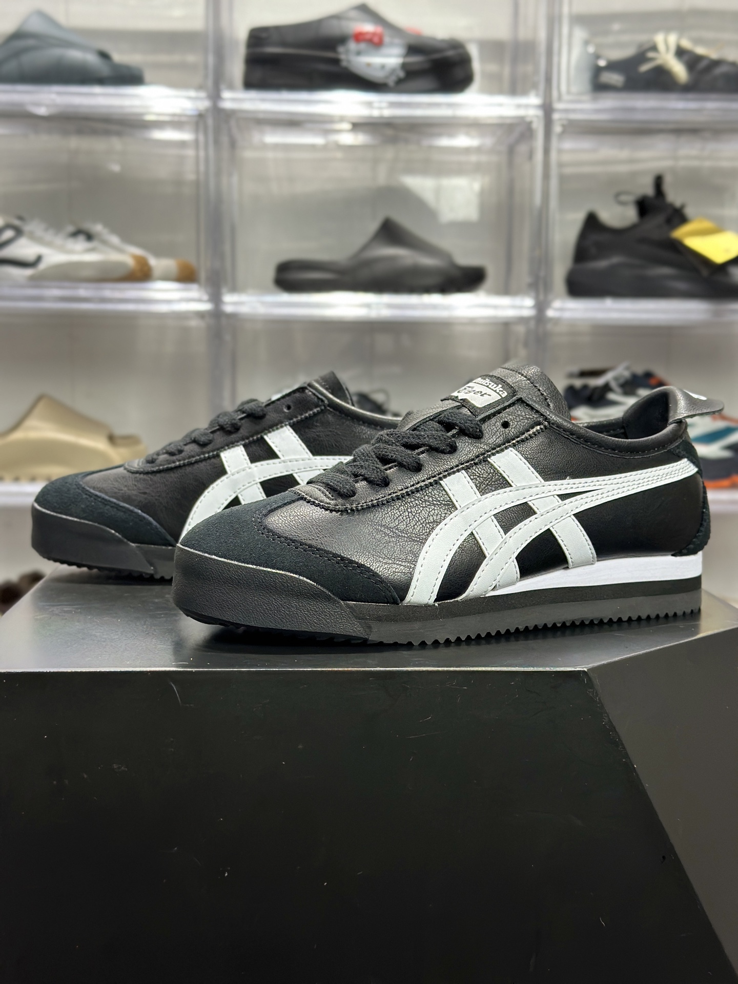 160 鬼冢虎 MEXICO 66 PF厚底经典黑武士配色 1183C621-001-Chinese UA Cheap High Quatity Brand Clothes Bags handbags Sneakers wholesale wholesaler seller from China Factory suppliers Fashion Clothing Shoes best Quality Beautiful Price 160 鬼冢虎 MEXICO 66 PF厚底经典黑武士配色 1183C621-001