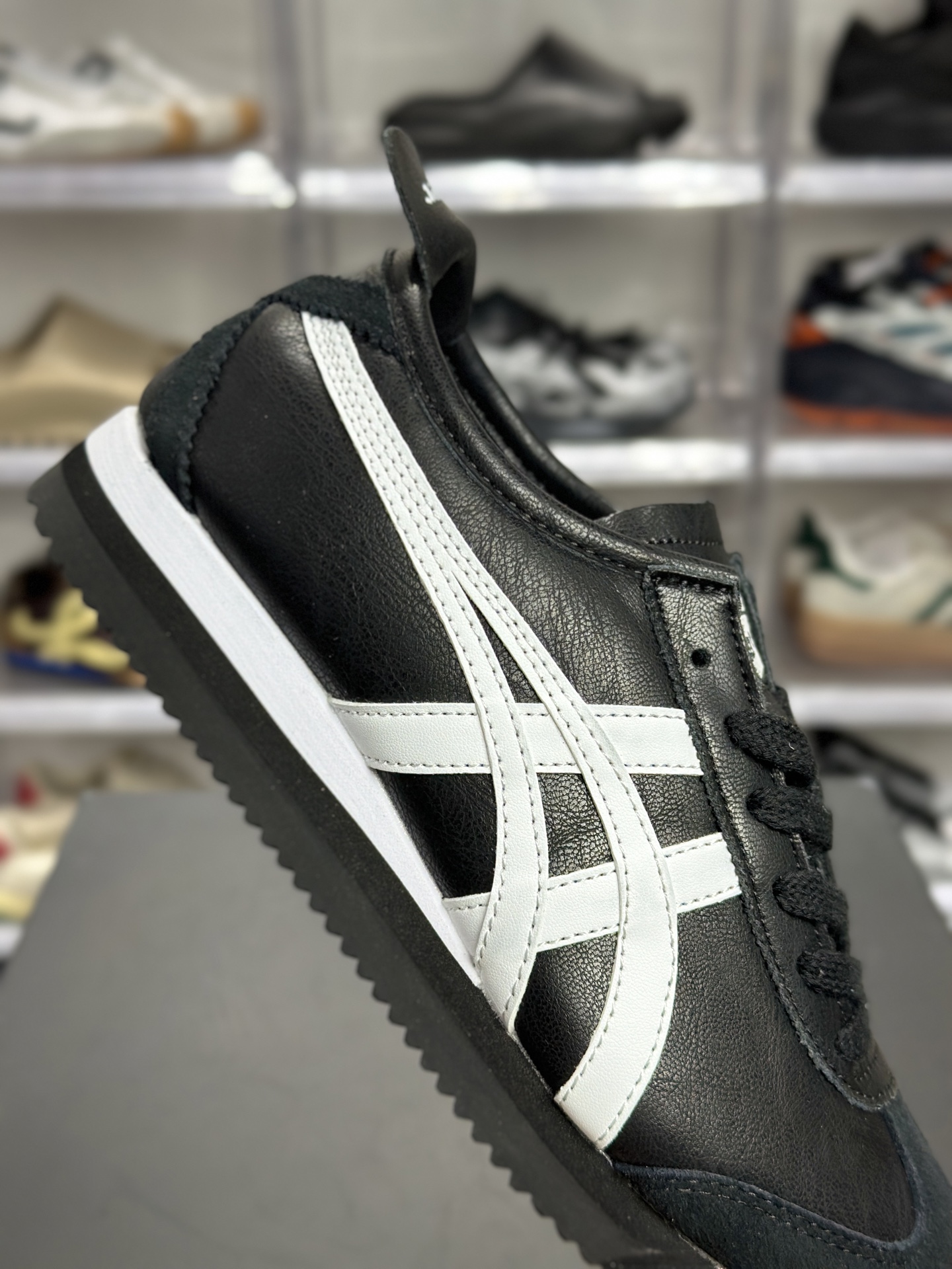 160 鬼冢虎 MEXICO 66 PF厚底经典黑武士配色 1183C621-001-Chinese UA Cheap High Quatity Brand Clothes Bags handbags Sneakers wholesale wholesaler seller from China Factory suppliers Fashion Clothing Shoes best Quality Beautiful Price 160 鬼冢虎 MEXICO 66 PF厚底经典黑武士配色 1183C621-001
