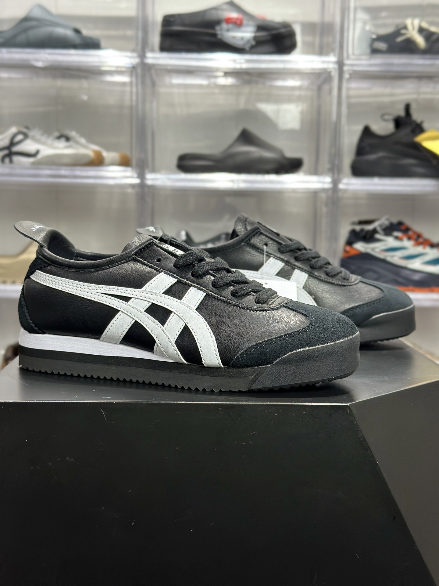 160 鬼冢虎 MEXICO 66 PF厚底经典黑武士配色 1183C621-001-Chinese UA Cheap High Quatity Brand Clothes Bags handbags Sneakers wholesale wholesaler seller from China Factory suppliers Fashion Clothing Shoes best Quality Beautiful Price 160 鬼冢虎 MEXICO 66 PF厚底经典黑武士配色 1183C621-001
