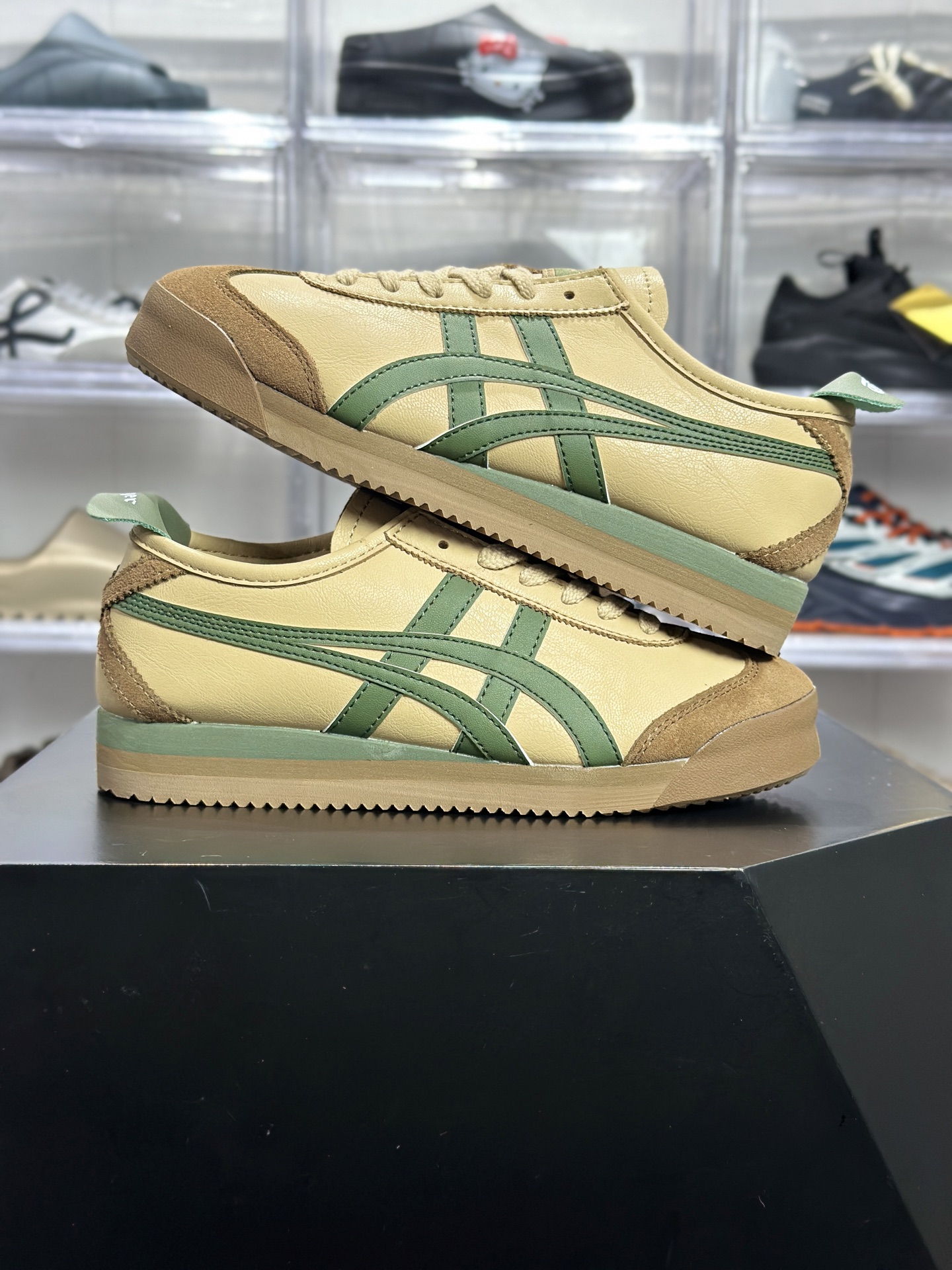 160 鬼冢虎 MEXICO 66 厚底卡其抹茶绿 1183C621-201