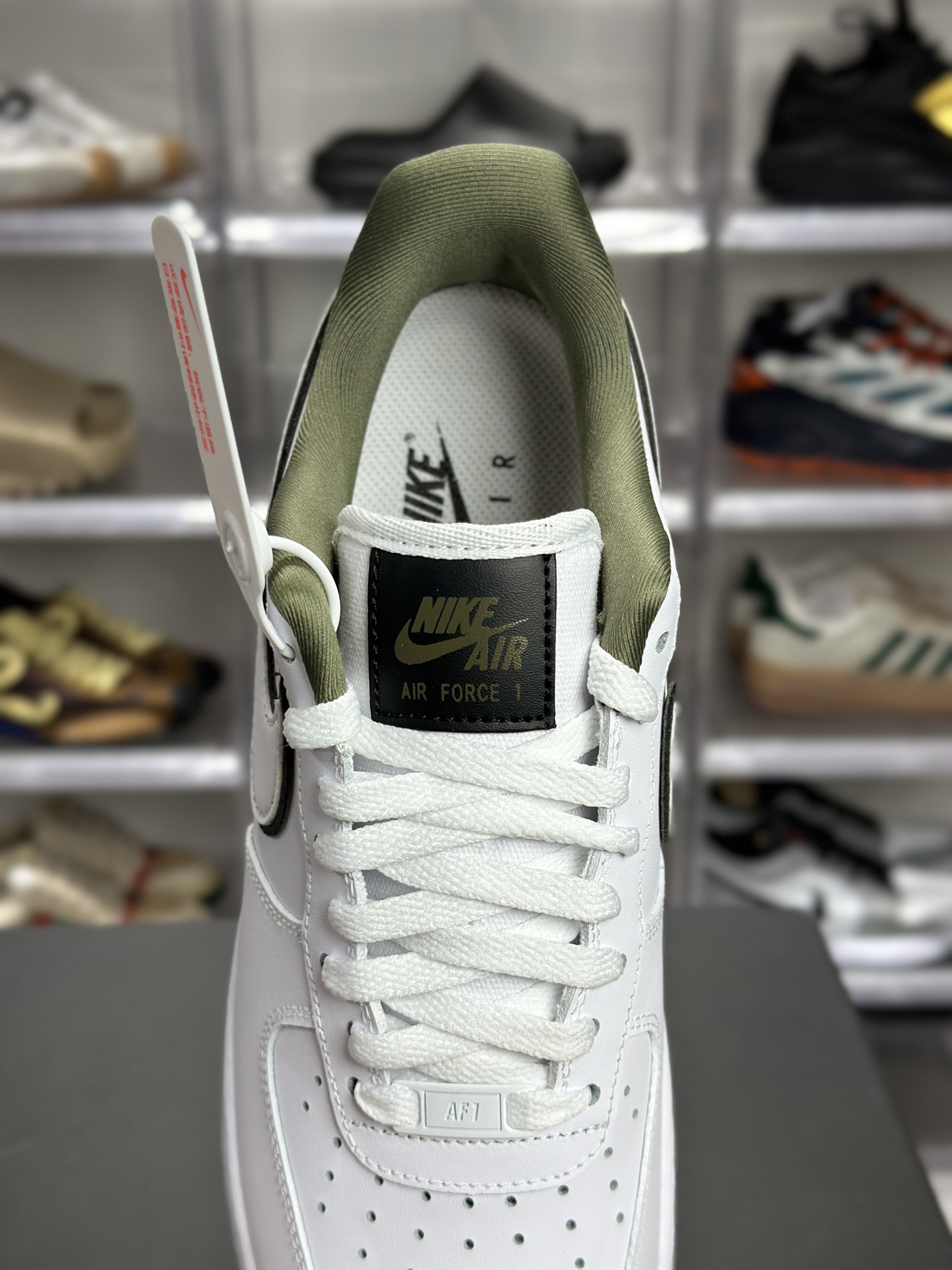 200 Nike Air Force 1 '07 白绿 IO4226-100-Chinese UA Cheap High Quatity Brand Clothes Bags handbags Sneakers wholesale wholesaler seller from China Factory suppliers Fashion Clothing Shoes best Quality Beautiful Price 200 Nike Air Force 1 '07 白绿 IO4226-100