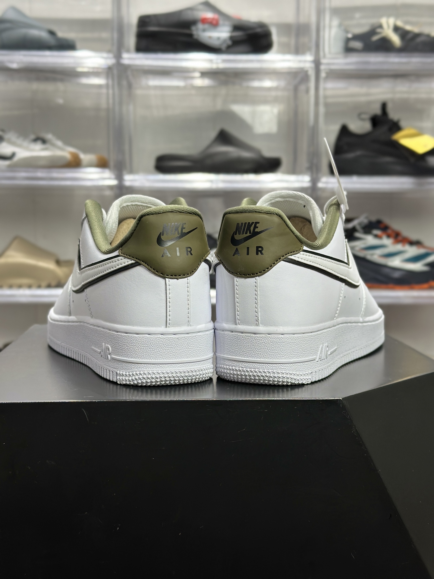200 Nike Air Force 1 '07 白绿 IO4226-100-Chinese UA Cheap High Quatity Brand Clothes Bags handbags Sneakers wholesale wholesaler seller from China Factory suppliers Fashion Clothing Shoes best Quality Beautiful Price 200 Nike Air Force 1 '07 白绿 IO4226-100