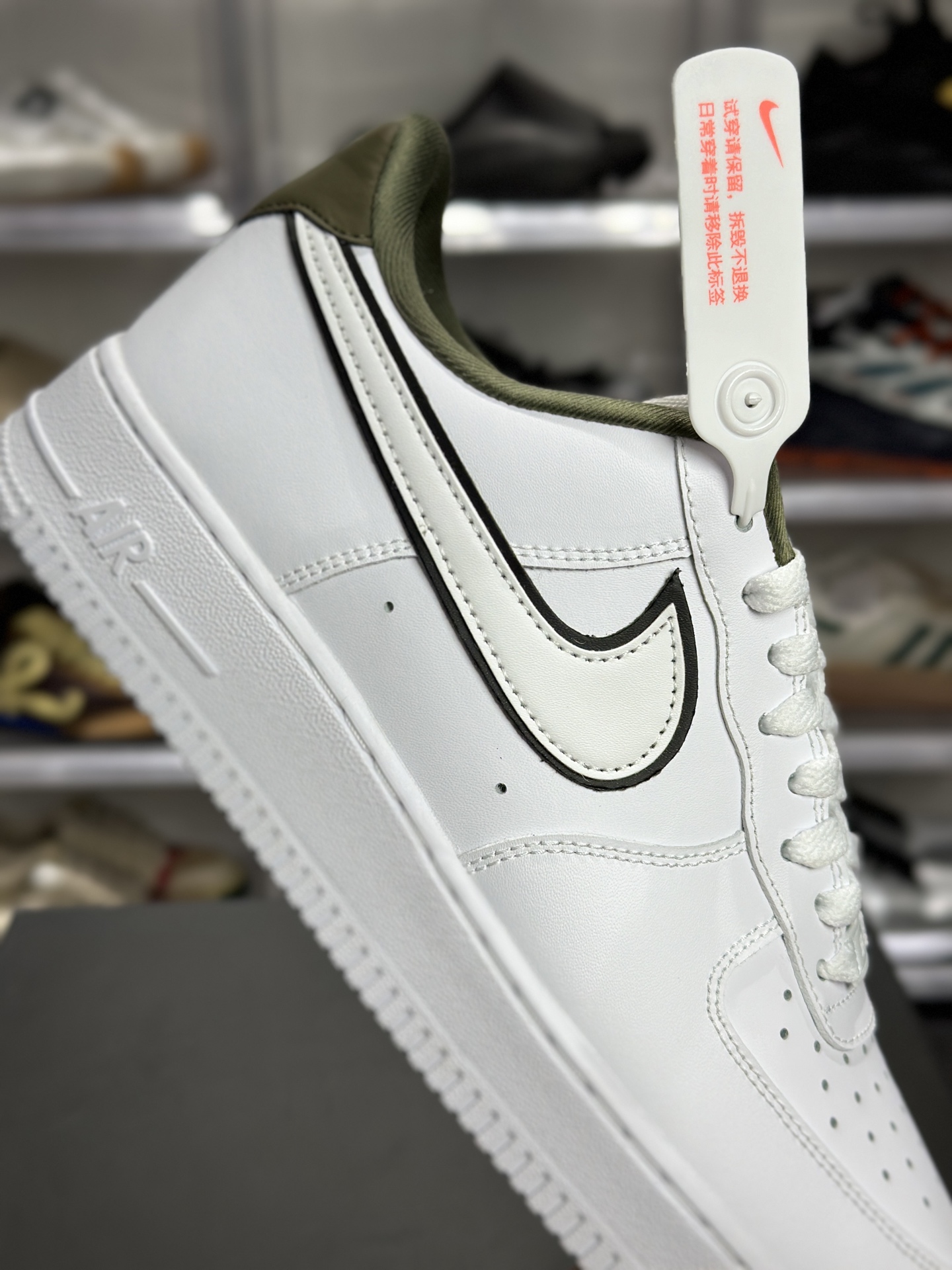 200 Nike Air Force 1 '07 白绿 IO4226-100-Chinese UA Cheap High Quatity Brand Clothes Bags handbags Sneakers wholesale wholesaler seller from China Factory suppliers Fashion Clothing Shoes best Quality Beautiful Price 200 Nike Air Force 1 '07 白绿 IO4226-100
