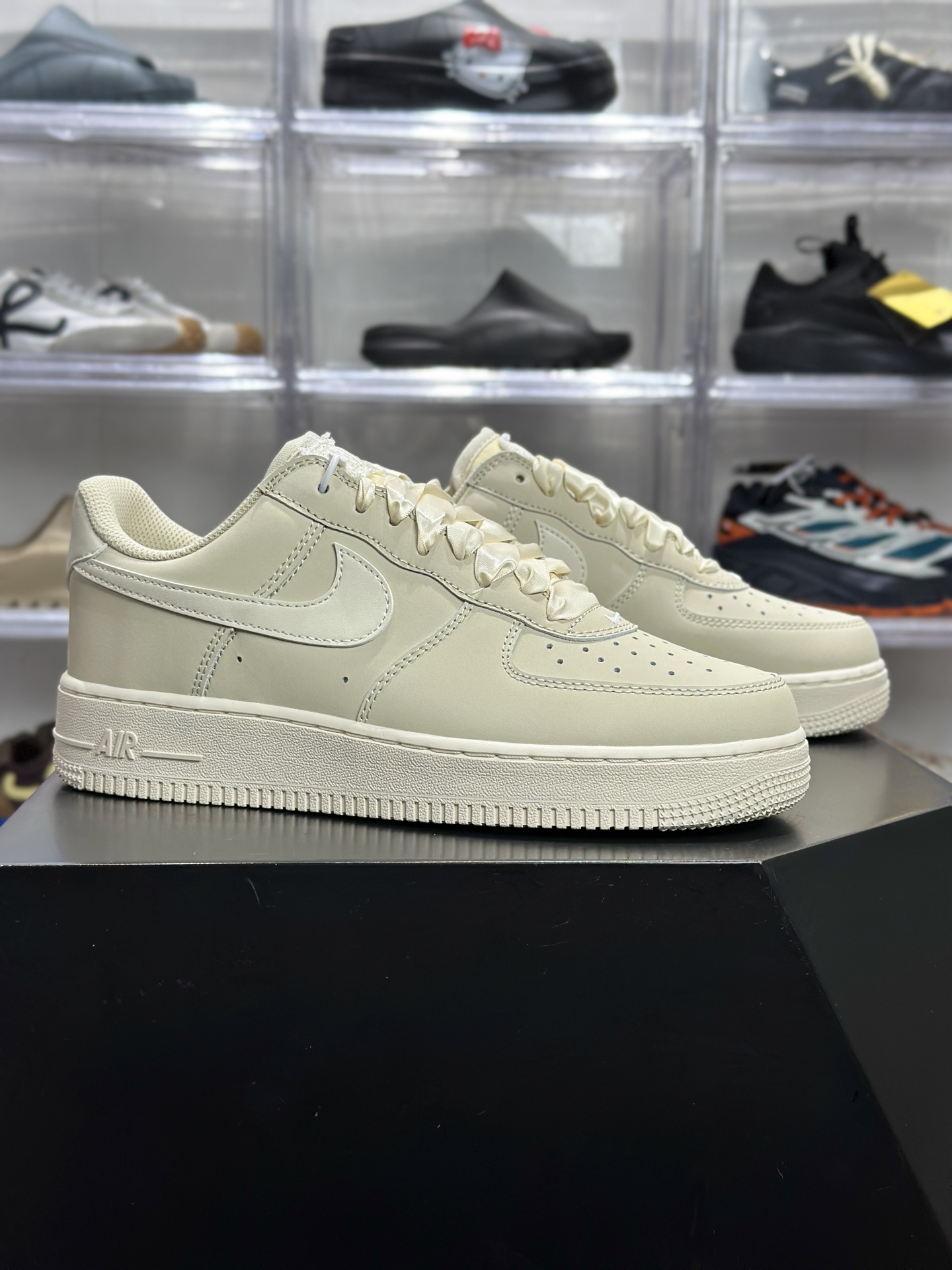 200 AF1 燕麦色 IR0871-100