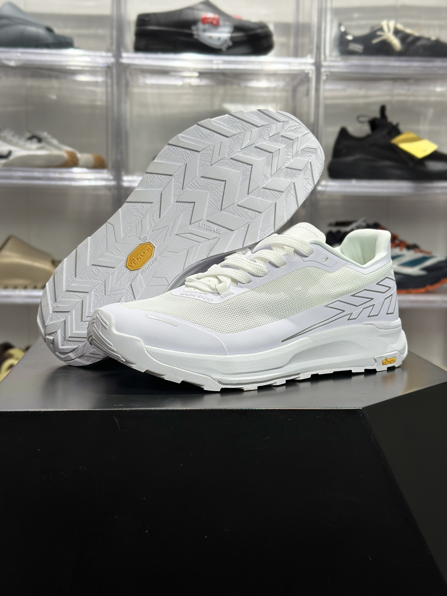 240 可隆 EGG LITE 2.0 轻量小白鞋 LUFH5MN046-IV-Chinese UA Cheap High Quatity Brand Clothes Bags handbags Sneakers wholesale wholesaler seller from China Factory suppliers Fashion Clothing Shoes best Quality Beautiful Price 240 可隆 EGG LITE 2.0 轻量小白鞋 LUFH5MN046-IV