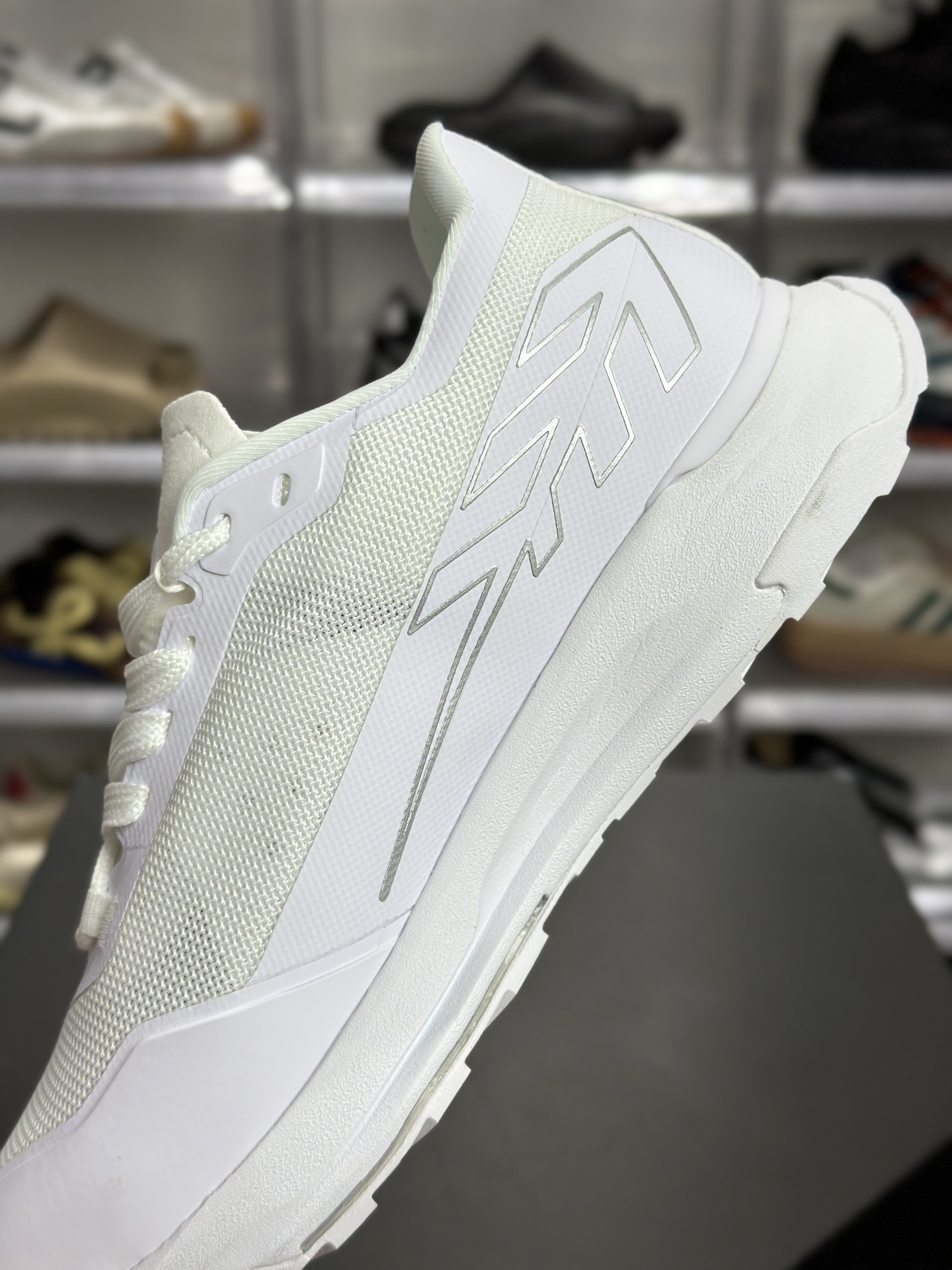 240 可隆 EGG LITE 2.0 轻量小白鞋 LUFH5MN046-IV-Chinese UA Cheap High Quatity Brand Clothes Bags handbags Sneakers wholesale wholesaler seller from China Factory suppliers Fashion Clothing Shoes best Quality Beautiful Price 240 可隆 EGG LITE 2.0 轻量小白鞋 LUFH5MN046-IV