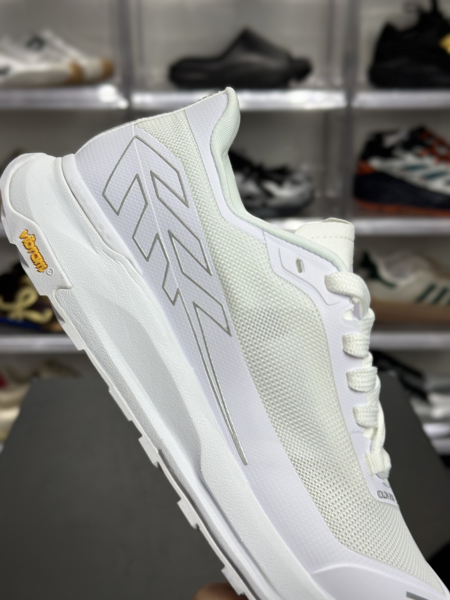 240 可隆 EGG LITE 2.0 轻量小白鞋 LUFH5MN046-IV-Chinese UA Cheap High Quatity Brand Clothes Bags handbags Sneakers wholesale wholesaler seller from China Factory suppliers Fashion Clothing Shoes best Quality Beautiful Price 240 可隆 EGG LITE 2.0 轻量小白鞋 LUFH5MN046-IV